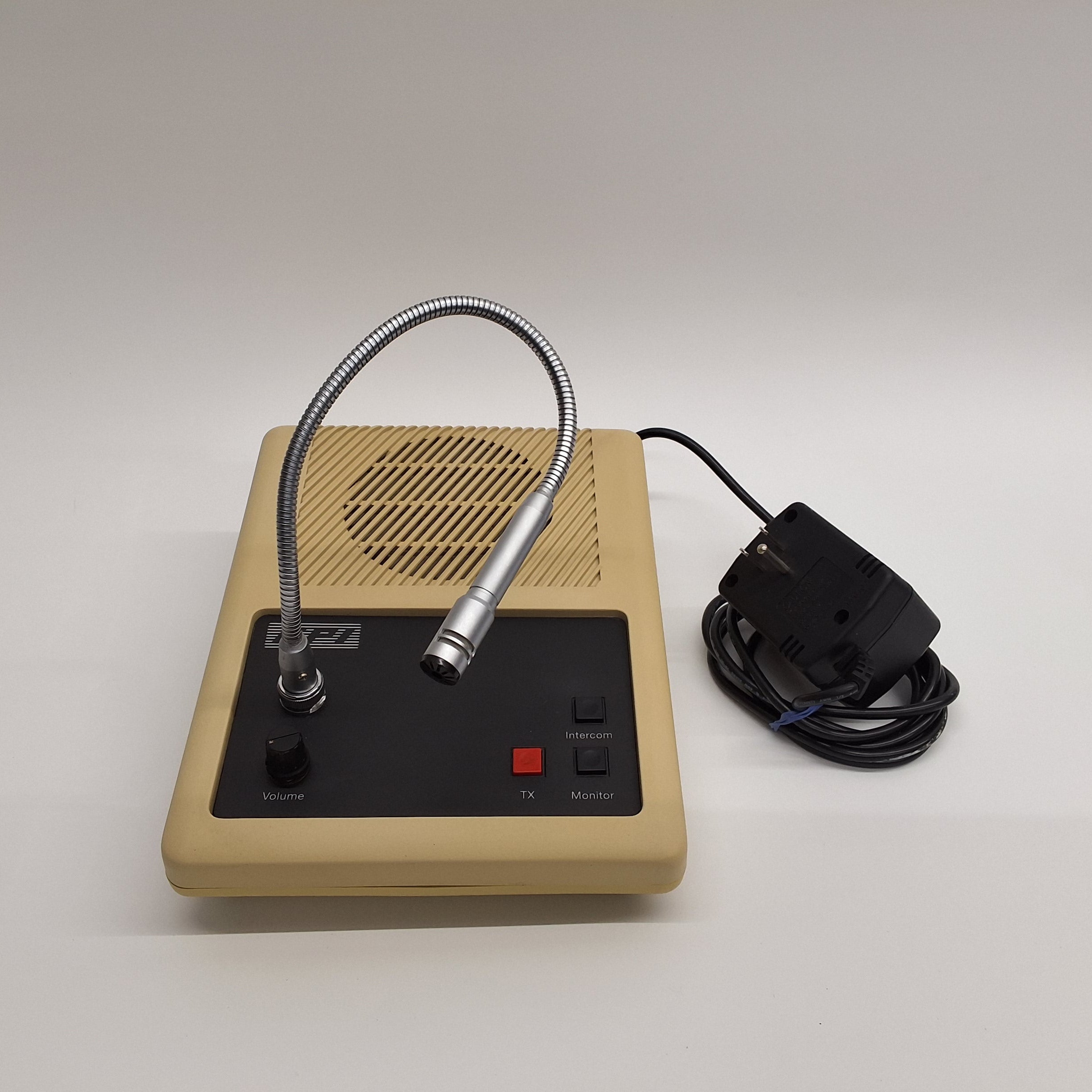 CPI DR 40 Console Style Unit with Handset - Professional Business Phone System for Office & Call Centers | Ideal for Reception Desks, Customer Service & Team Communication