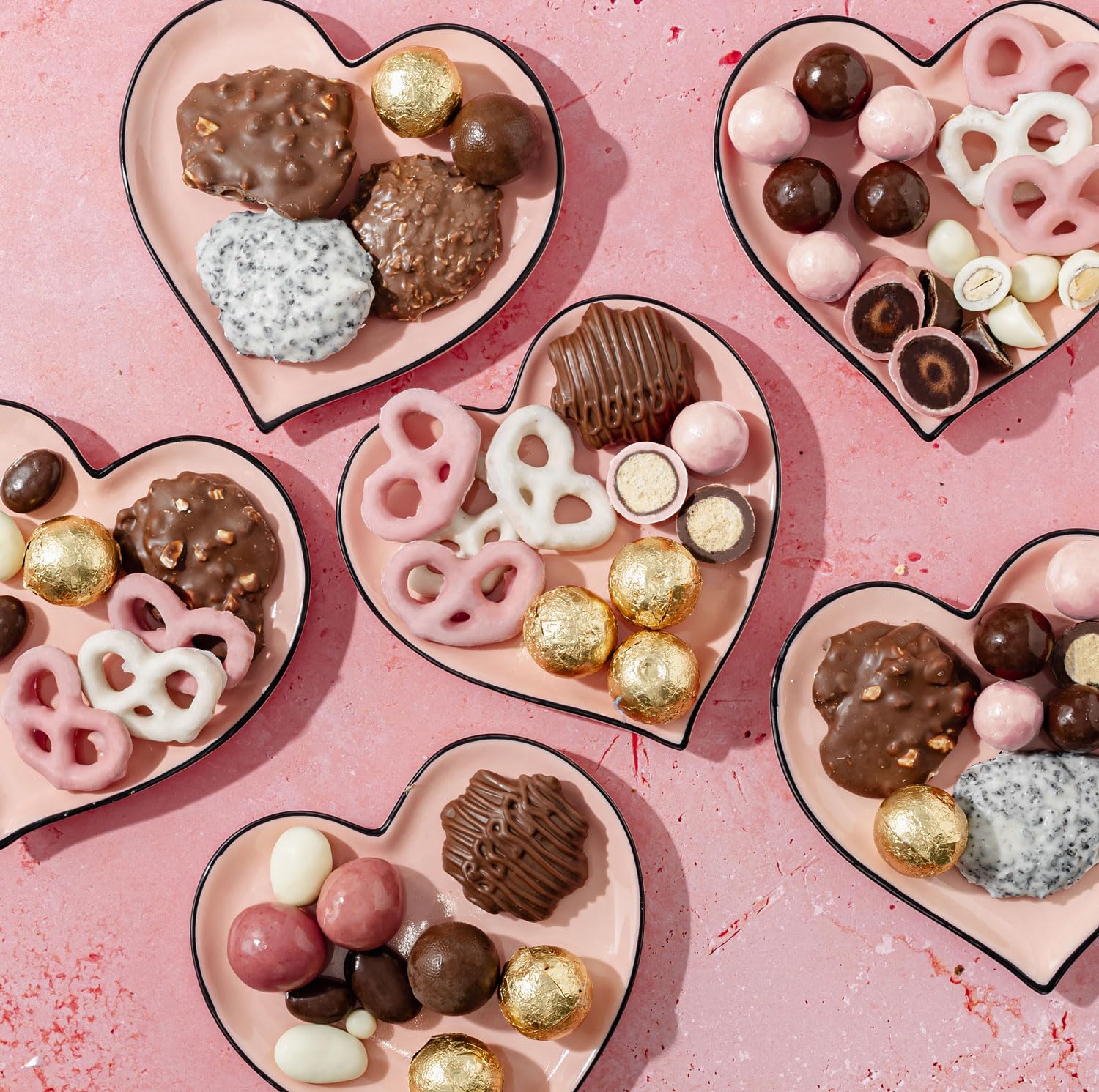 BONNIE AND POP - Luxury Chocolate Gift Basket for Women | Gourmet Snack Box with Chocolate Covered Treats | Perfect Gift Set for Mom, Wife, Girlfriend, Lover | Romantic Present for Anniversary, Birthday, Valentine's Day | Ideal for Special Occasions and Thoughtful Surprises