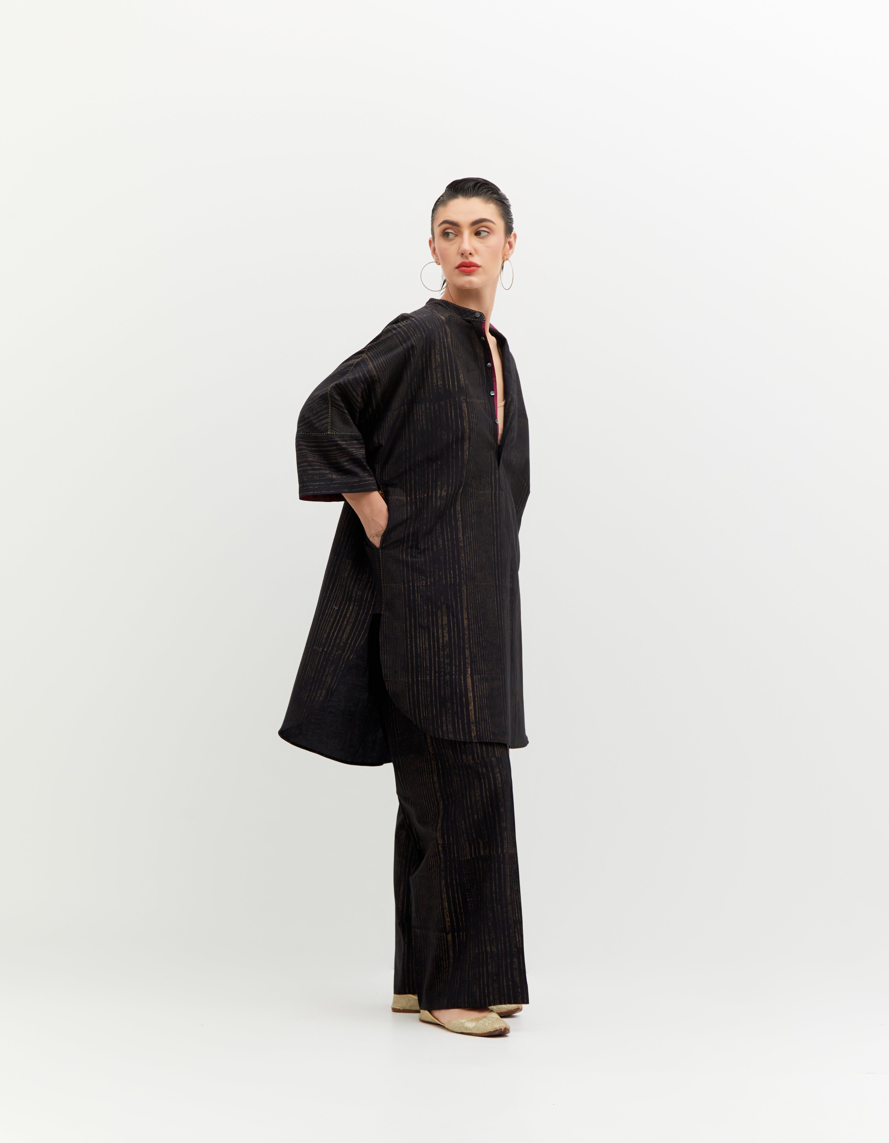 SD Noor Kurta - Premium Cotton Silk Blend Black & Gold Block Print Kurta for Men & Women | Perfect for Festivals, Weddings & Ethnic Wear