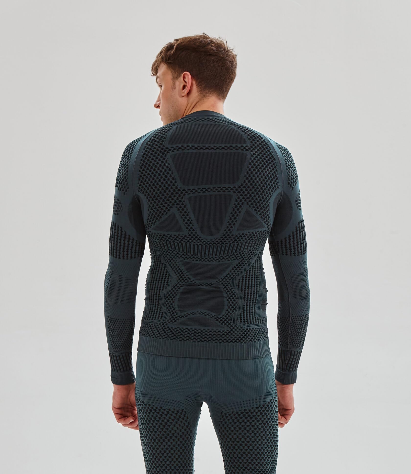 Men's Lightweight Long Sleeve Compression Shirt - Moisture Wicking Athletic Top for Running, Gym & Workout - Performance Sportswear for Men