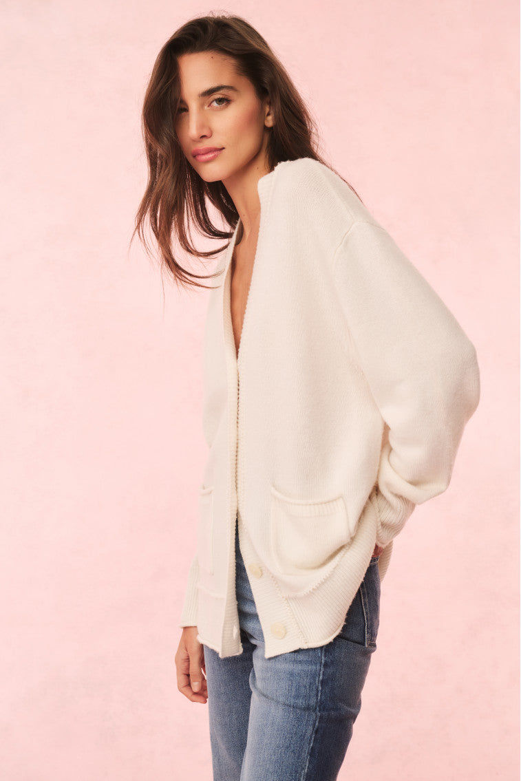Luxury Apple Cashmere Cardigan for Women - Soft & Warm Winter Sweater - Perfect for Office, Travel & Casual Outfits