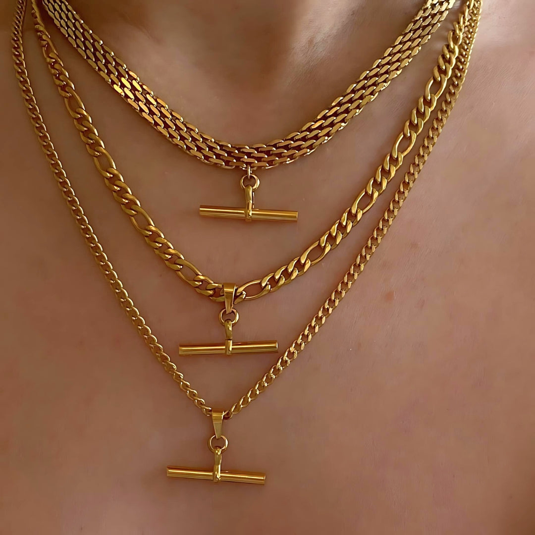 18K Gold Plated T Bar Pendant Figaro Chain Necklace for Men & Women - Elegant Watch Accessory | Perfect for Formal Events, Weddings & Gifts | JDN738