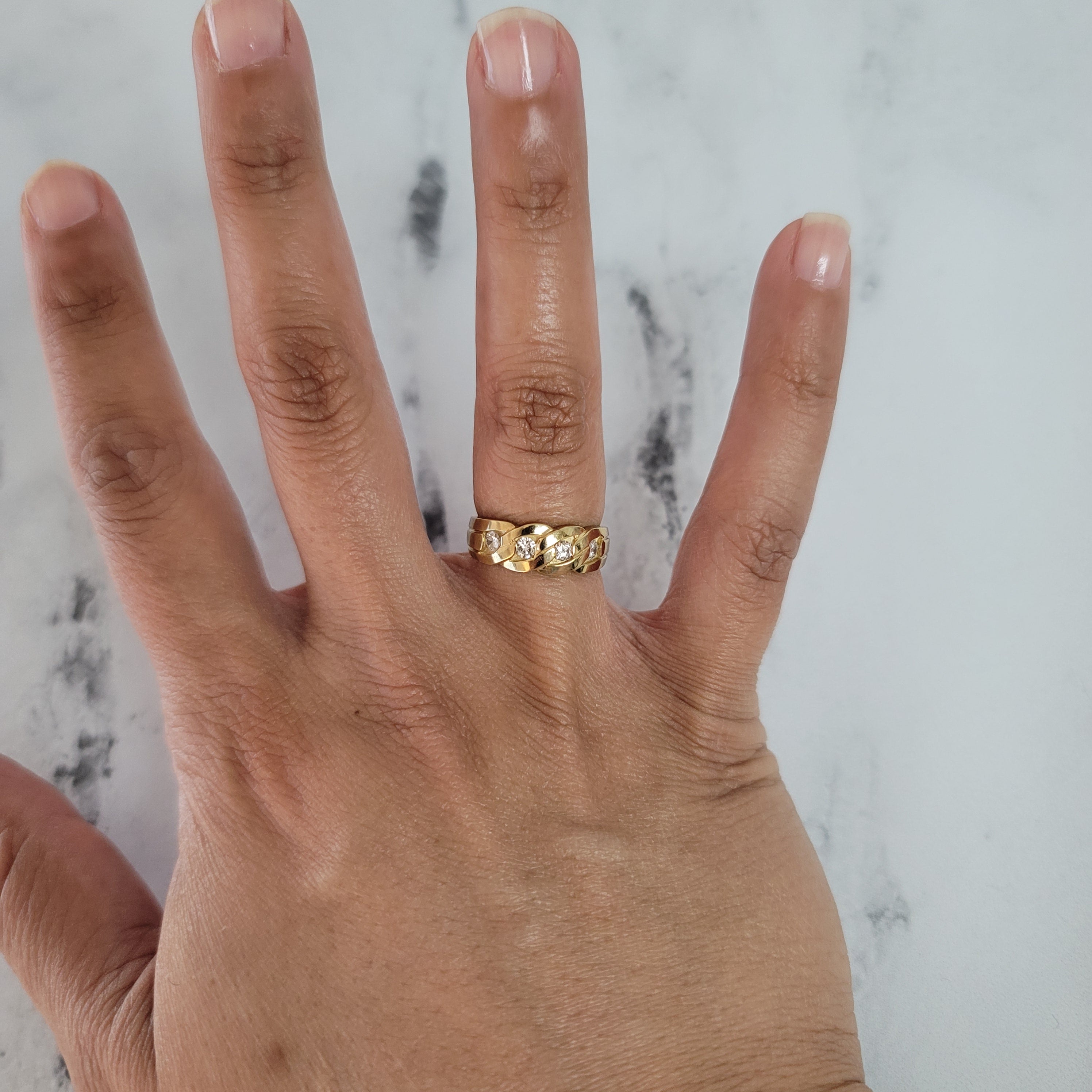 14K Yellow Gold Diamond Wedding Band 0.30cttw - Link Style Design for Women, Perfect for Engagement, Anniversary & Bridal Jewelry Gifts