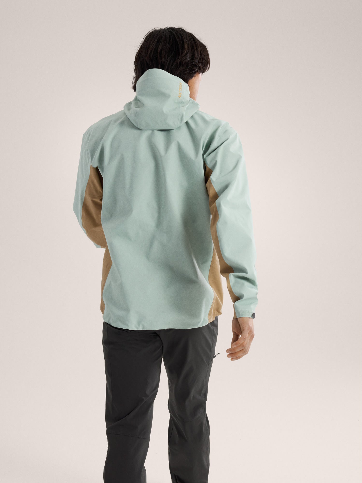 Men's Beta Jacket - Lightweight Waterproof Outdoor Windbreaker for Hiking, Camping & Travel | X000007726