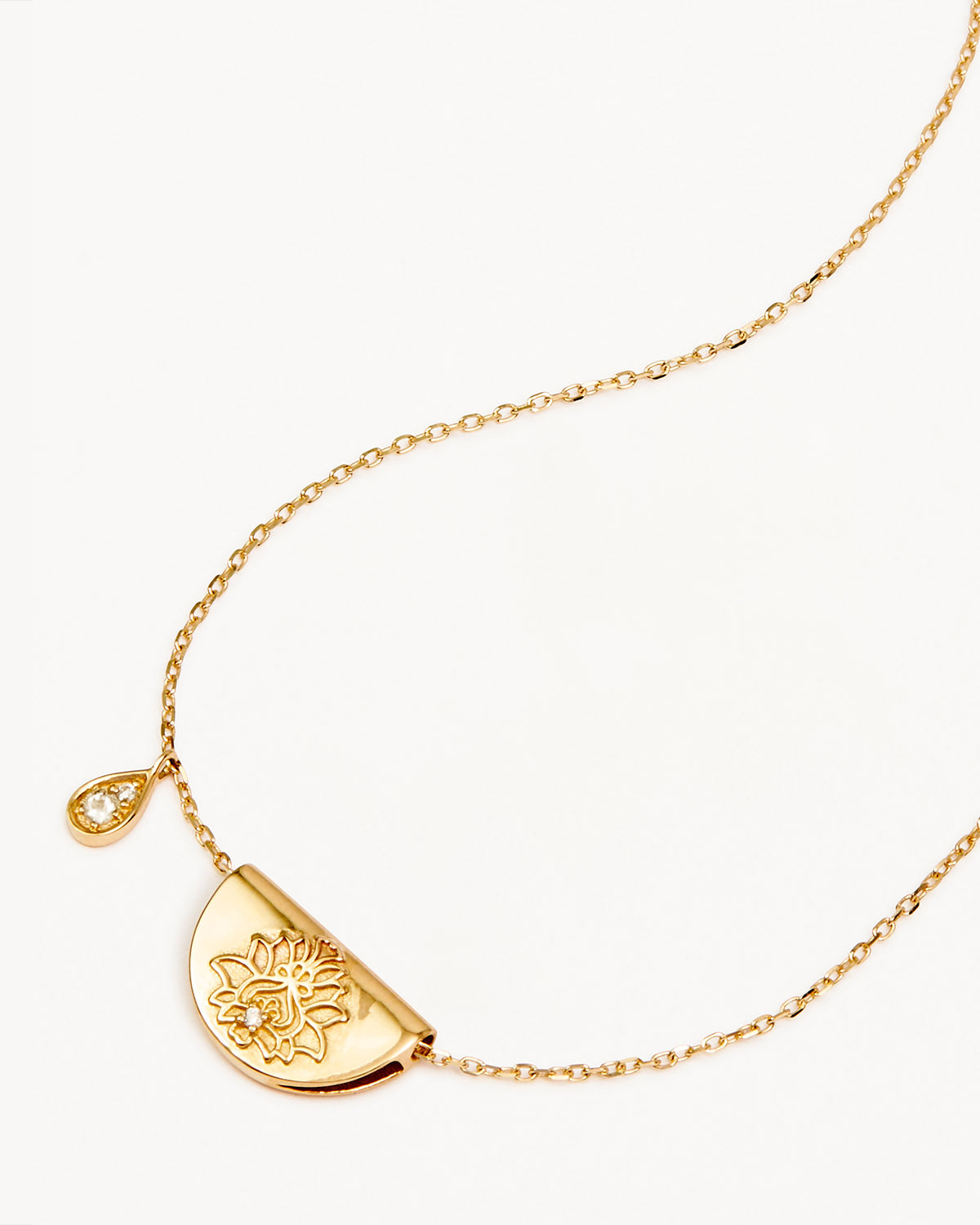 14K Solid Gold Lotus Birthstone Diamond Necklace with June Moonstone - Elegant Jewelry Gift for Women, Perfect for Birthdays, Anniversaries & Special Occasions