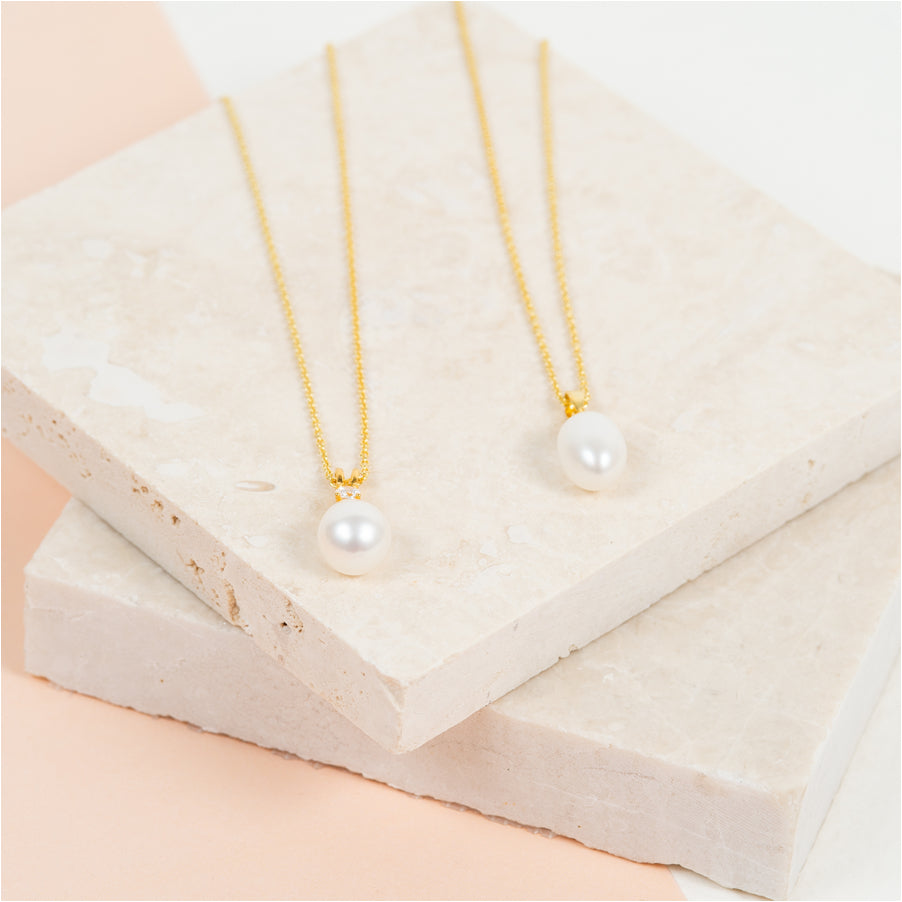 Drayton White Pearl & Cubic Zirconia Yellow Gold Vermeil Oval Pendant Necklace - Elegant Jewelry Gift for Women, Perfect for Weddings, Anniversaries & Special Occasions