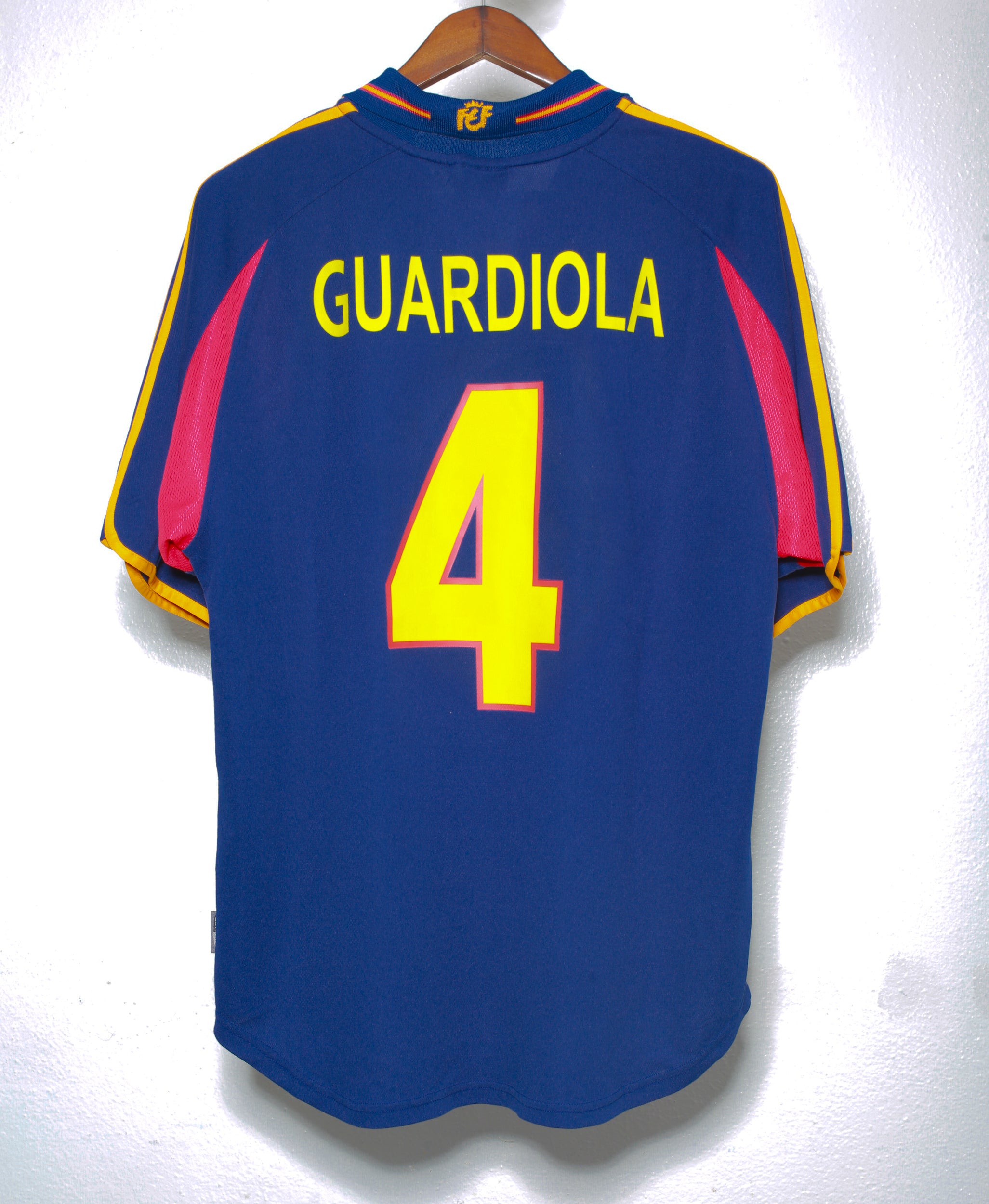 Authentic 2000 Spain Away Soccer Jersey #4 Guardiola (Large) - Perfect for Match Days, Fan Events & Collectibles