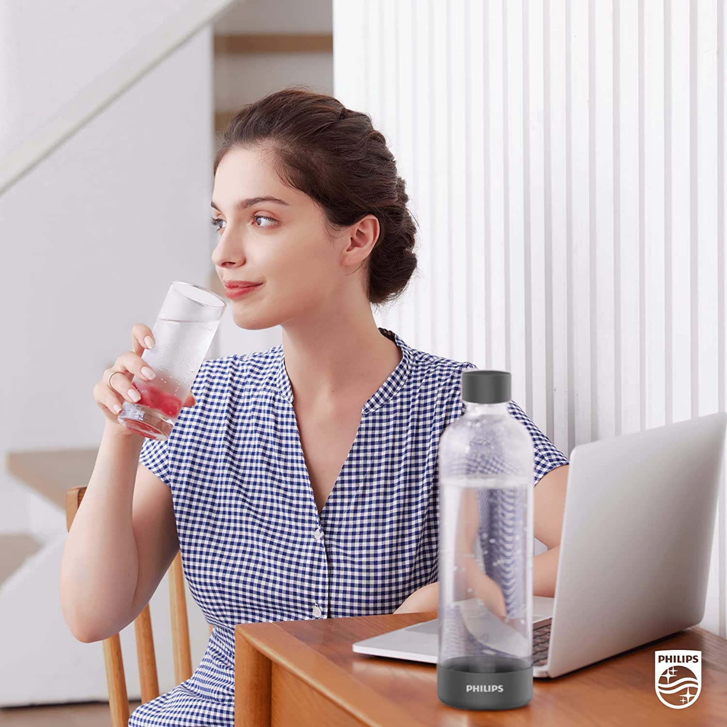 Philips ADD4901GRO/37 Sparkling Water Maker - Soda Machine for Carbonating Drinks with 1L Bottle, Fizzy Water Maker for Home Use | Compatible with 60L CO2 Cylinder (Not Included) | Perfect for Parties, Kitchen & Healthy Hydration