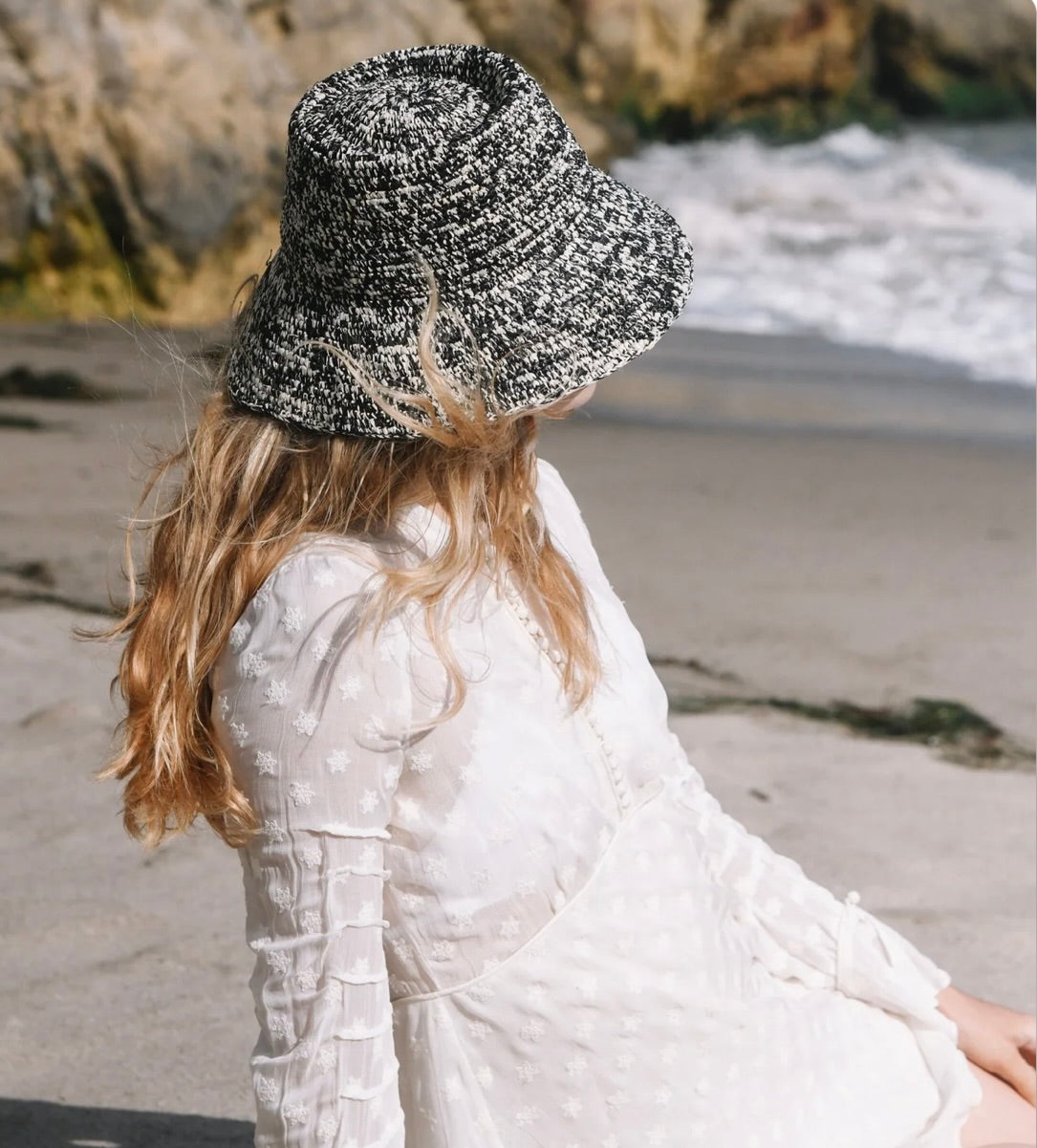 Lolo Hat in Black Ivory - Stylish Winter Beanie for Women & Men - Perfect for Outdoor Activities, Skiing, and Casual Wear