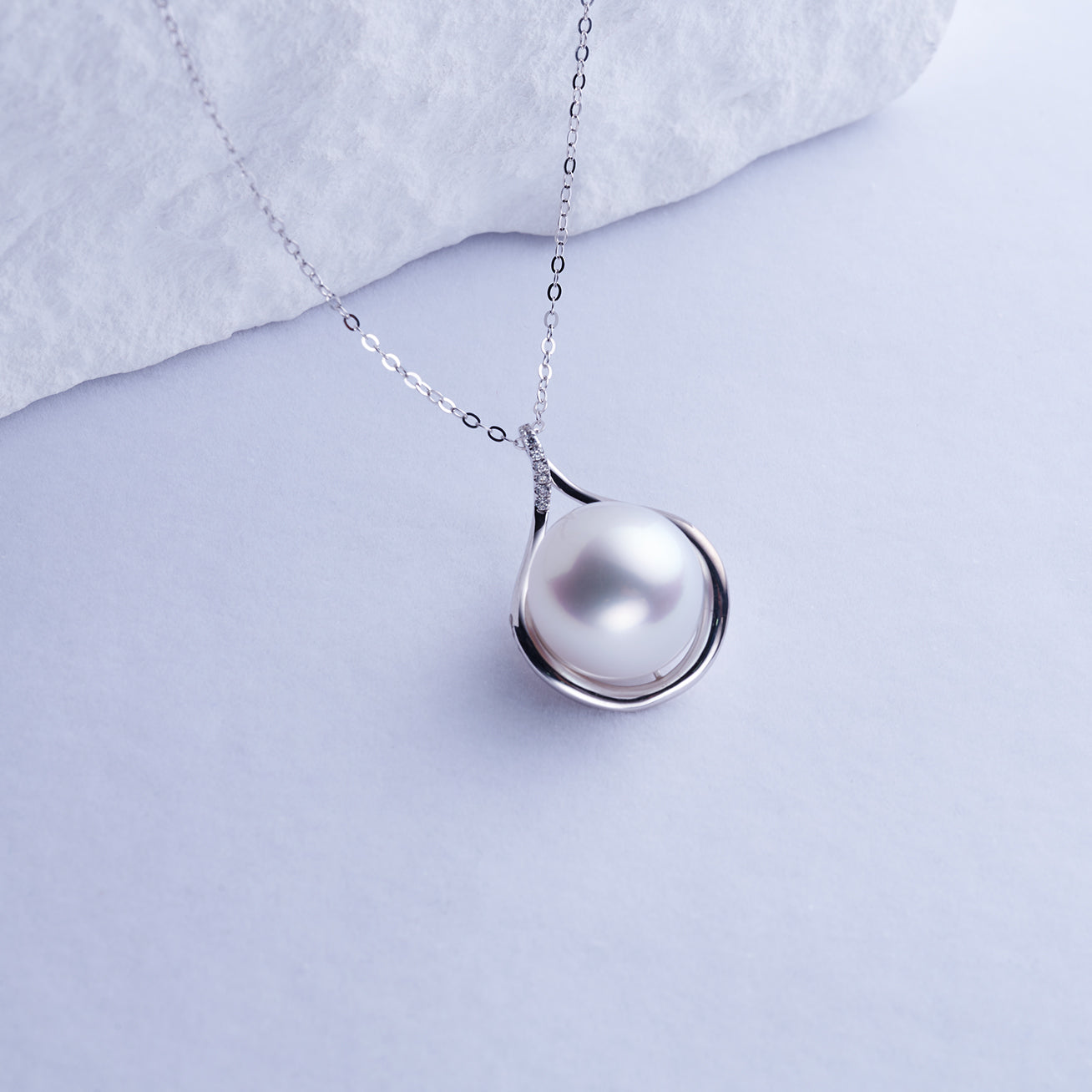 18K Solid Gold Australian White South Sea Pearl Necklace KN00229 - Elegant Jewelry for Weddings, Parties & Special Occasions