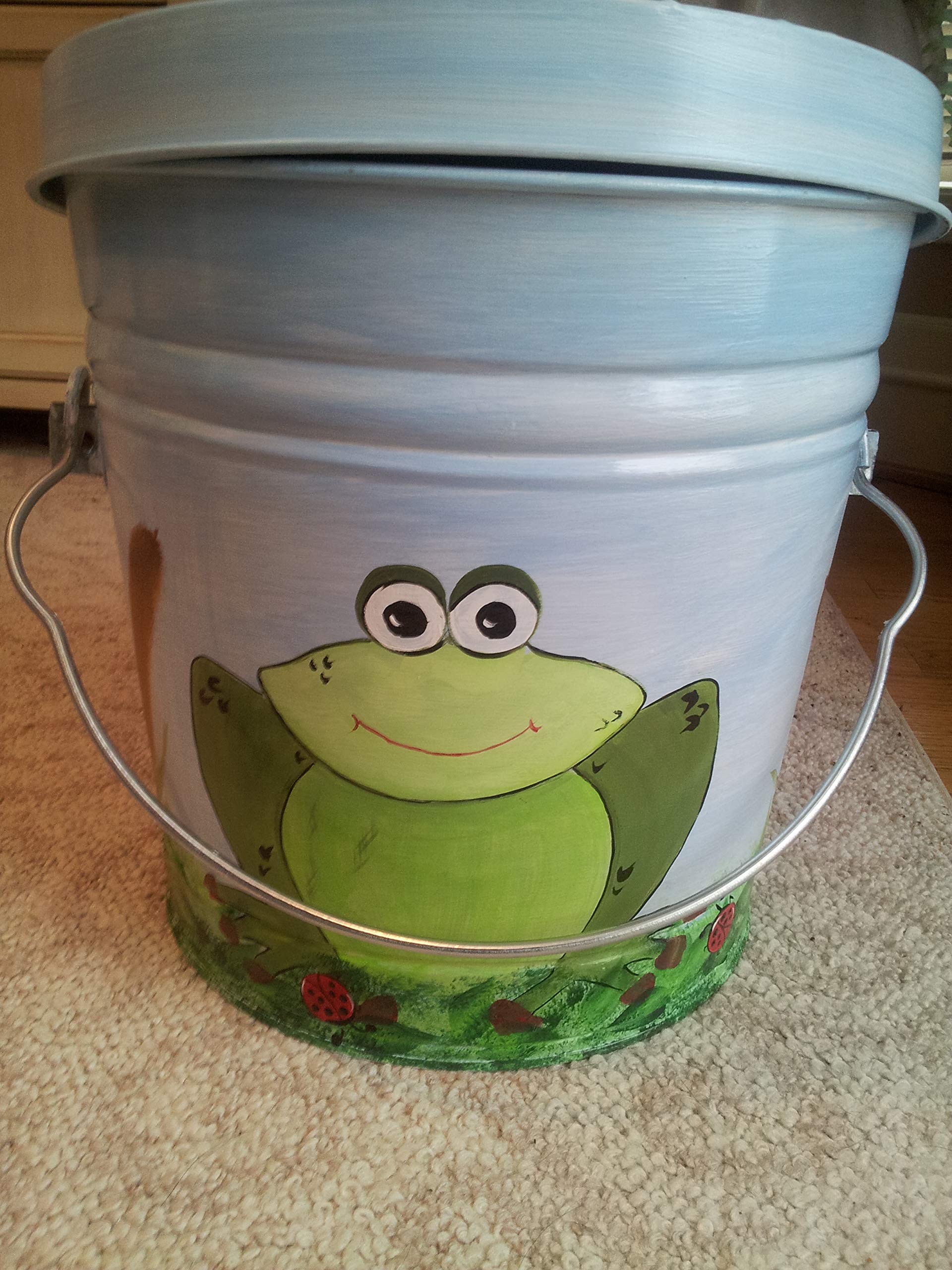 6 Gallon Hand Painted Decorative Trash Can - Elegant Waste Bin for Kitchen, Bathroom & Office - Eco-Friendly Garbage Can with Lid for Home Decor & Organization