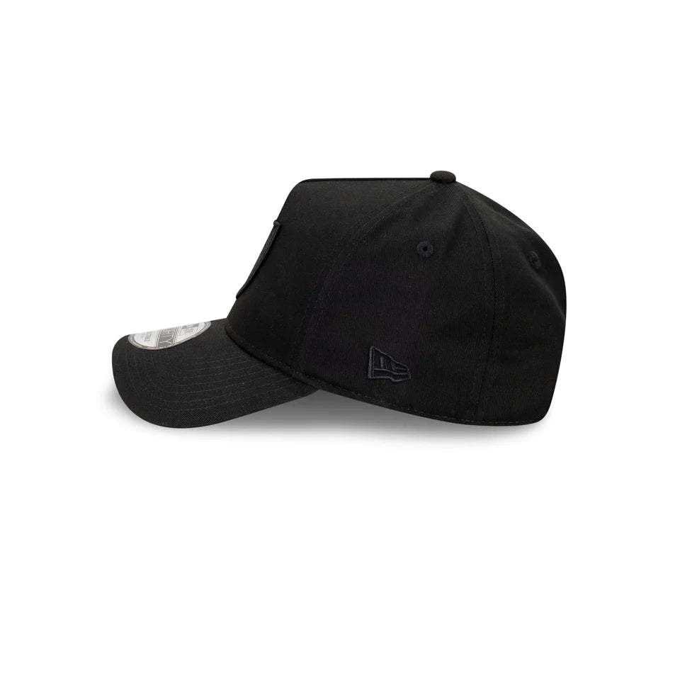 Las Vegas Raiders Black 9FORTY Adjustable Snapback Hat by New Era - Perfect for NFL Games, Sports Events & Streetwear Fashion