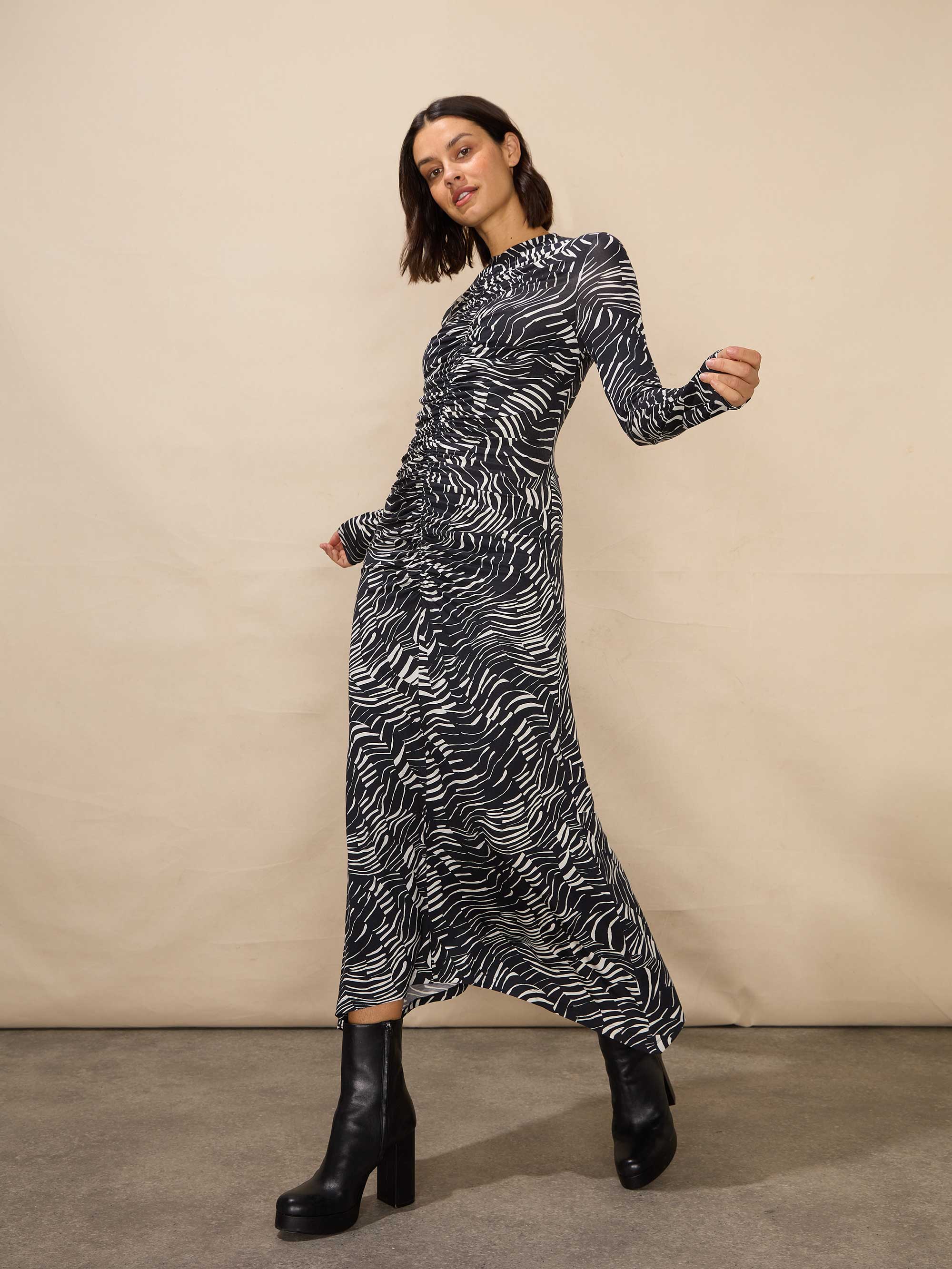 Petite Black Animal Print Ruched Front Dress for Women - Perfect for Cocktail Parties, Date Nights & Special Occasions
