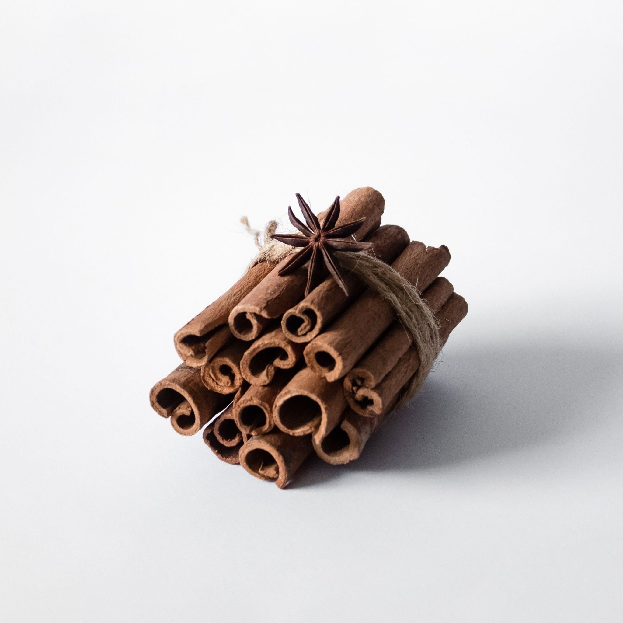 Organic Cinnamon Bark Essential Oil - 100% Pure Therapeutic Grade for Aromatherapy, Diffusers & DIY Skincare - Natural Stress Relief & Immune Support