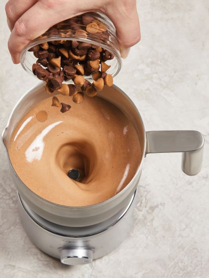 Capresso Hot Chocolate Maker & Milk Frother - Electric Cocoa Mixer for Creamy Hot Chocolate & Latte at Home, Perfect for Winter & Holiday Gifts