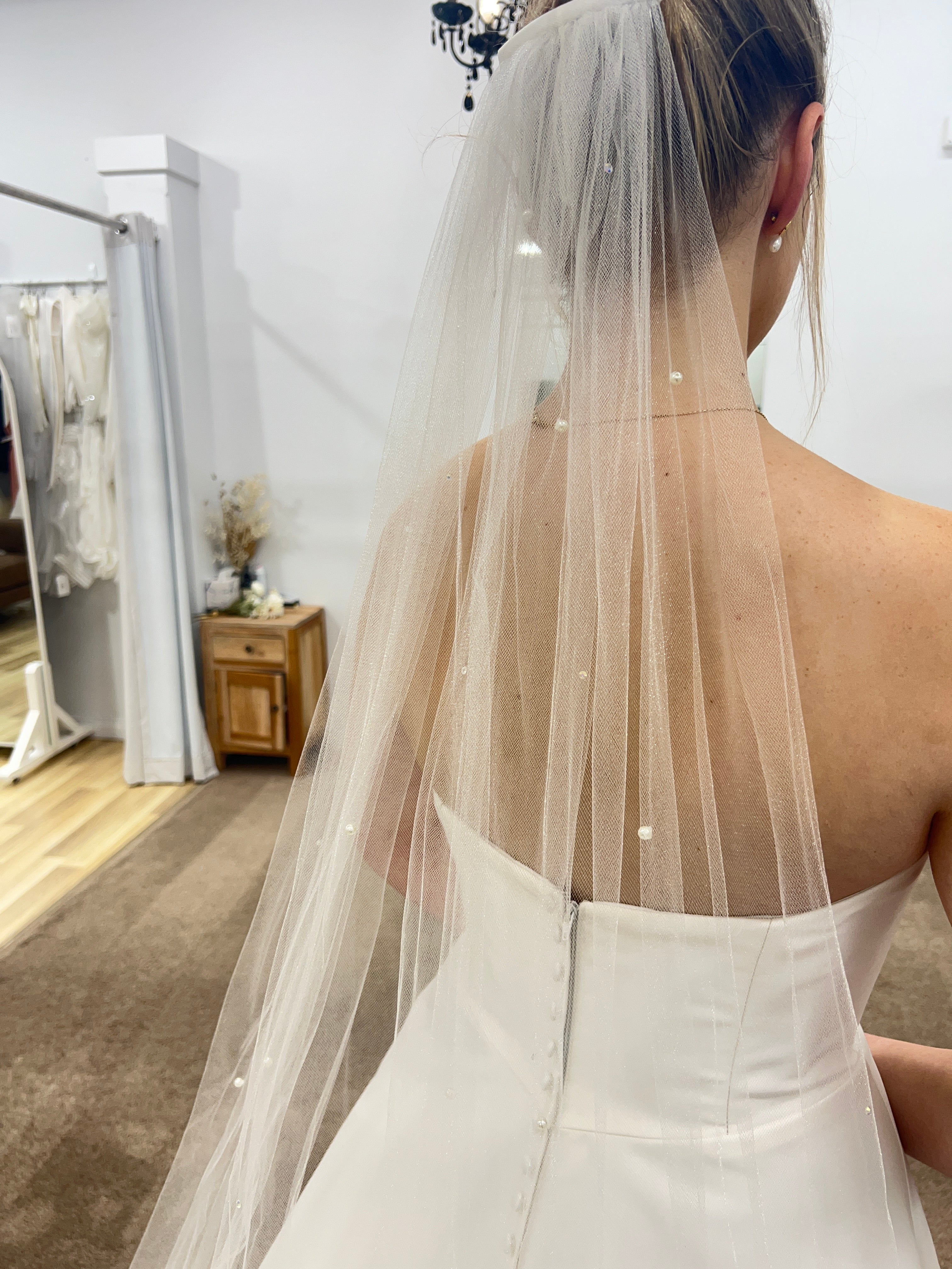 Alexis 98-inch Pearl and Crystal Wedding Veil – Elegant Bridal Accessory for Church, Beach & Outdoor Ceremonies