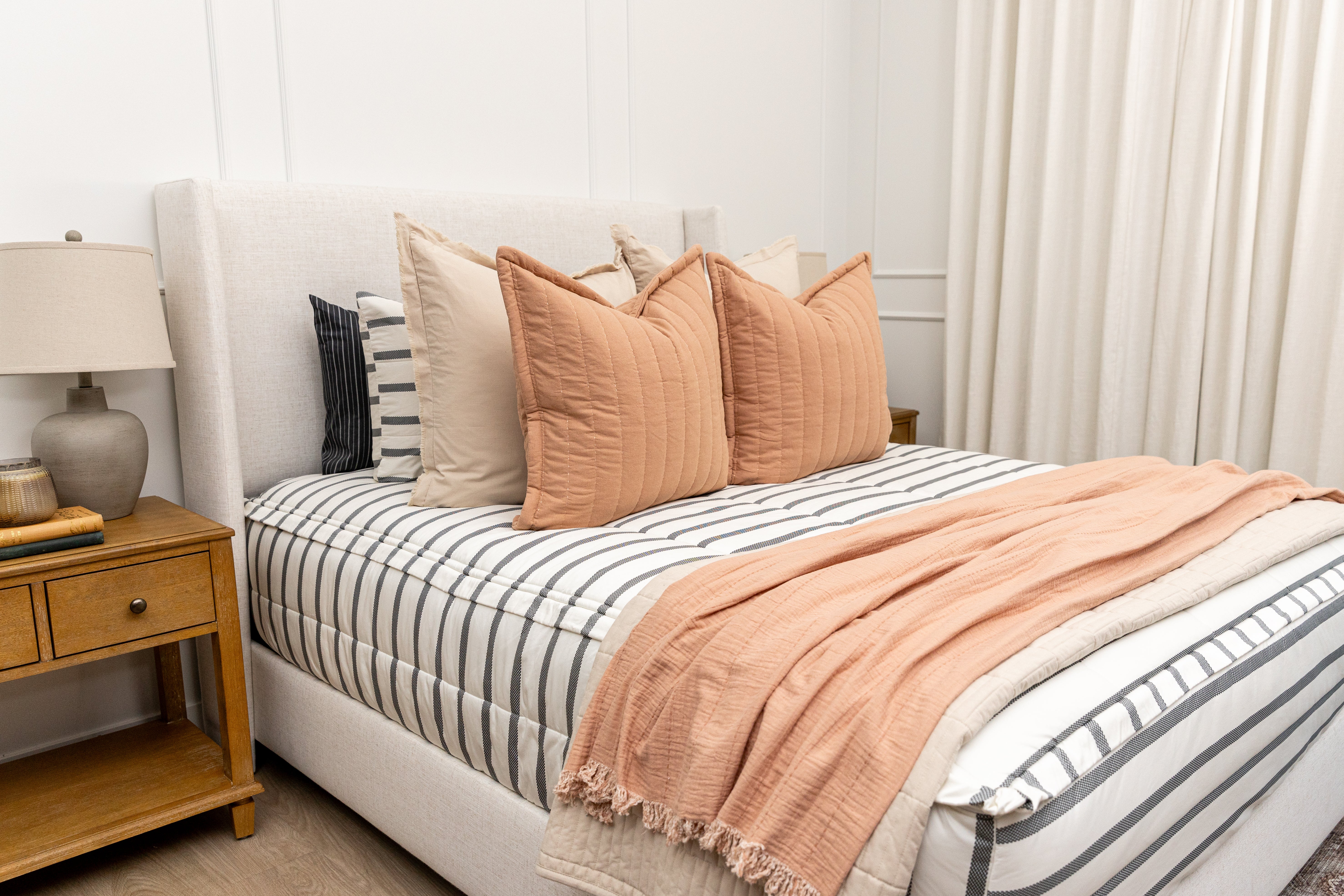Chandler Beddy's - Premium Comfort Bedding Set for Cozy Sleep | Perfect for Master Bedrooms, Guest Rooms & Airbnb Stays