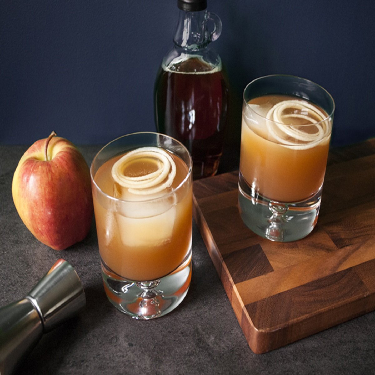Premium Apple Maple Bourbon Fragrance Oil - 8 Lbs Bulk for Candle Making, Soap Crafting, Bath Bombs & DIY Home Scents - Perfect for Fall Candles, Car Fresheners, Room Sprays & Aromatherapy