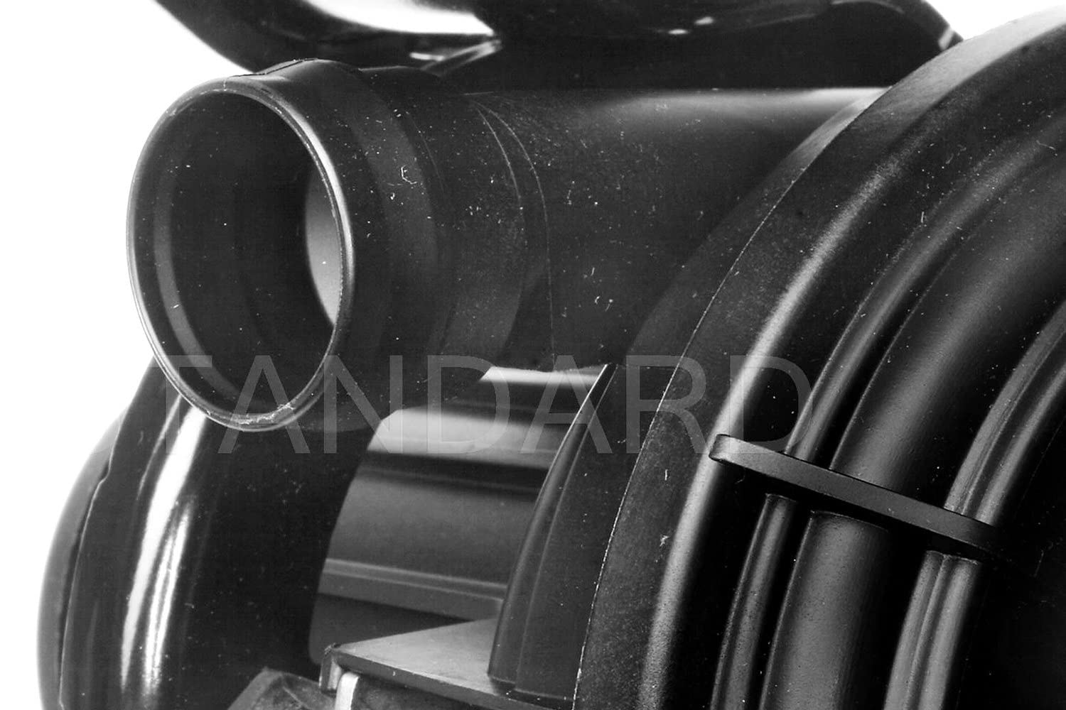 Standard Motor Products AIP17 Air Pump - High Performance Replacement Air Pump for Cars & Trucks - Perfect for Emissions Systems & Tire Inflation