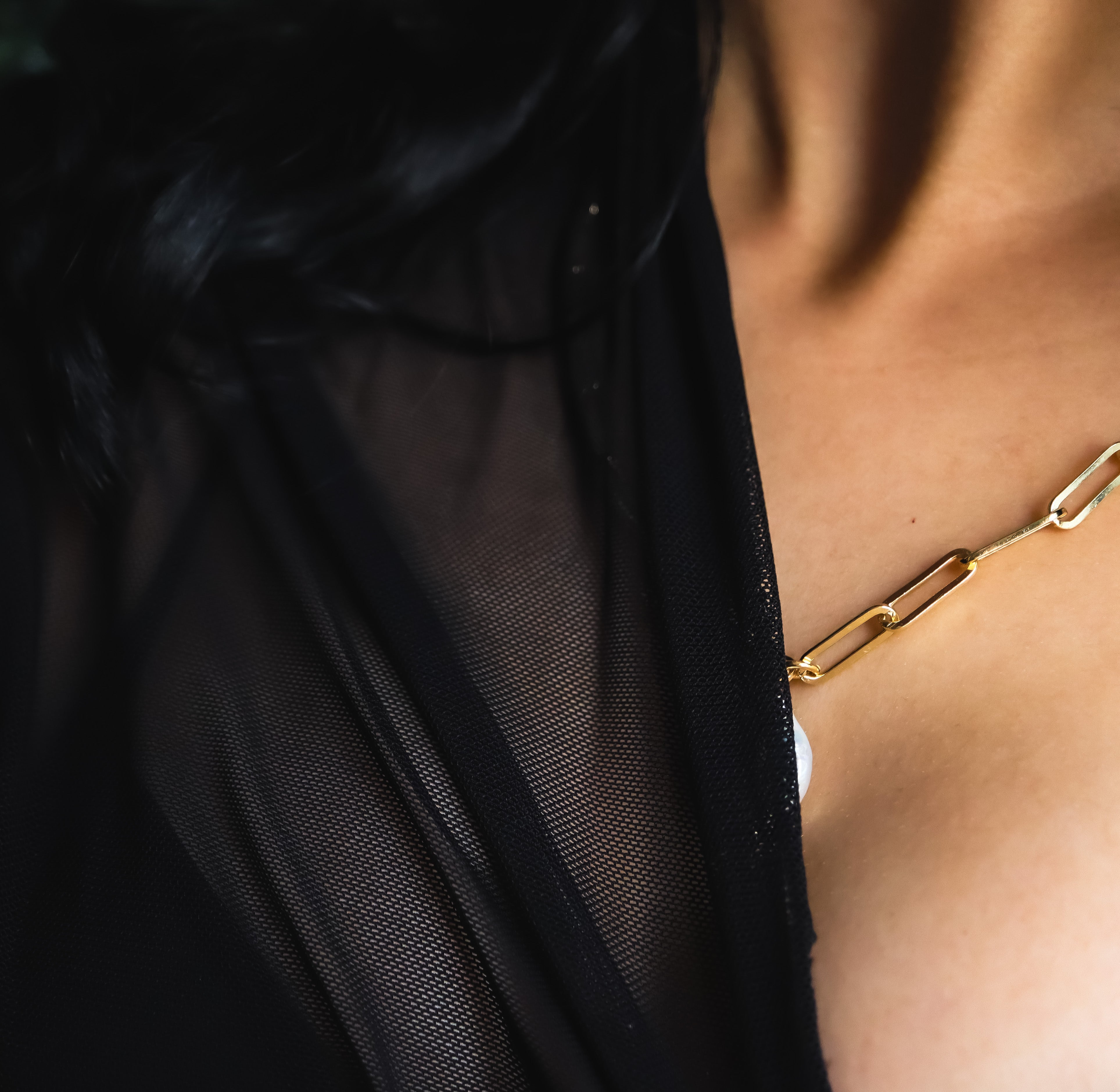 18K Gold Plated Paperclip Necklace with Round Freshwater Pearl - Elegant Minimalist Jewelry for Women, Gift for Her, Perfect for Everyday Wear & Special Occasions