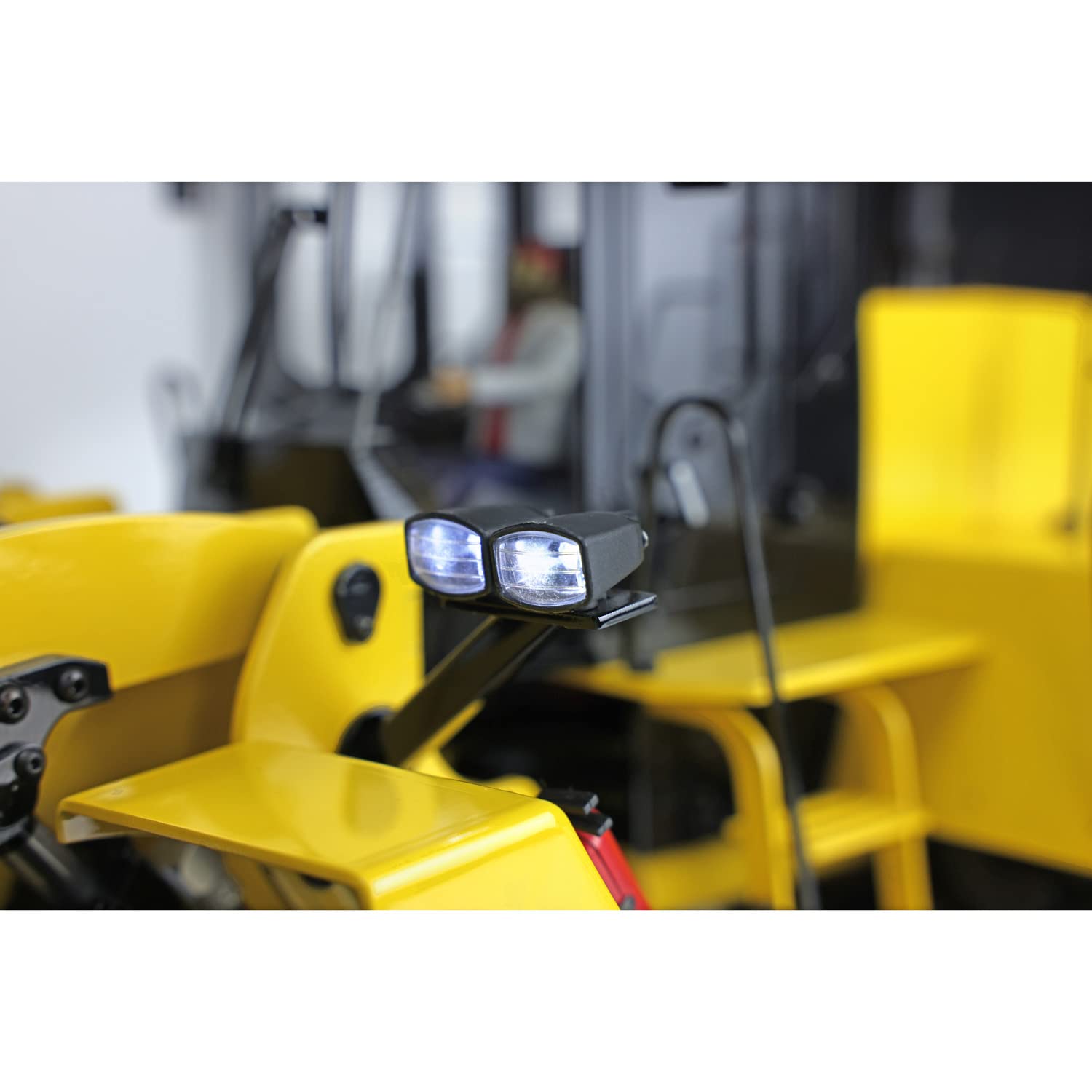 TOUCAN XDRC 1/14 Scale Metal RC Hydraulic Loader Truck - Wa470 Fully Assembled Remote Control Car with ESC, Motor, Servo, LED Lights & Sound Effects - Perfect for Construction Site Simulation & RC Hobby Enthusiasts
