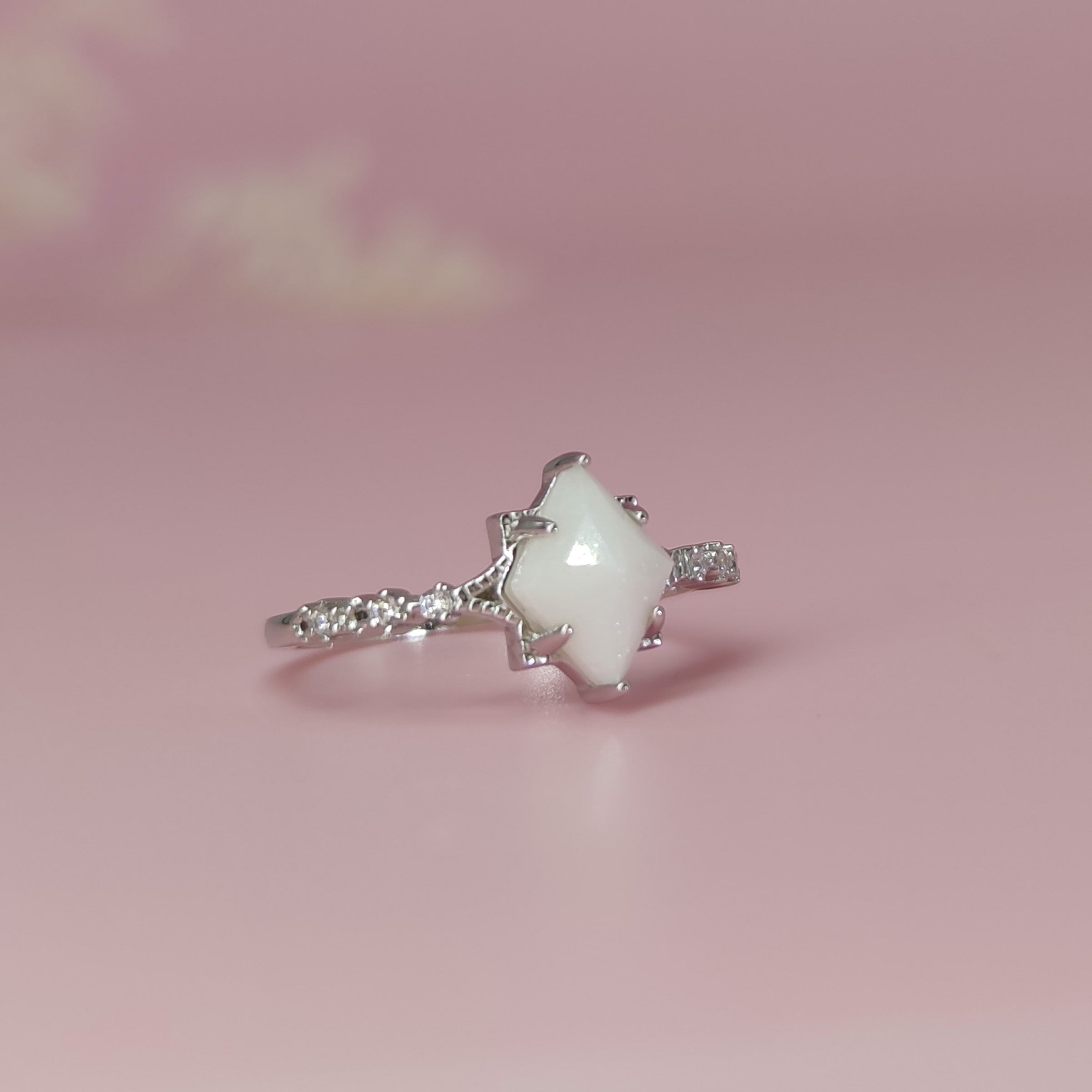 Breastmilk Keepsake Ring - Personalized Memorial Jewelry for Moms | Unique Gift for Breastfeeding Mothers & New Moms | Perfect for Mother's Day, Baby Showers & Special Occasions