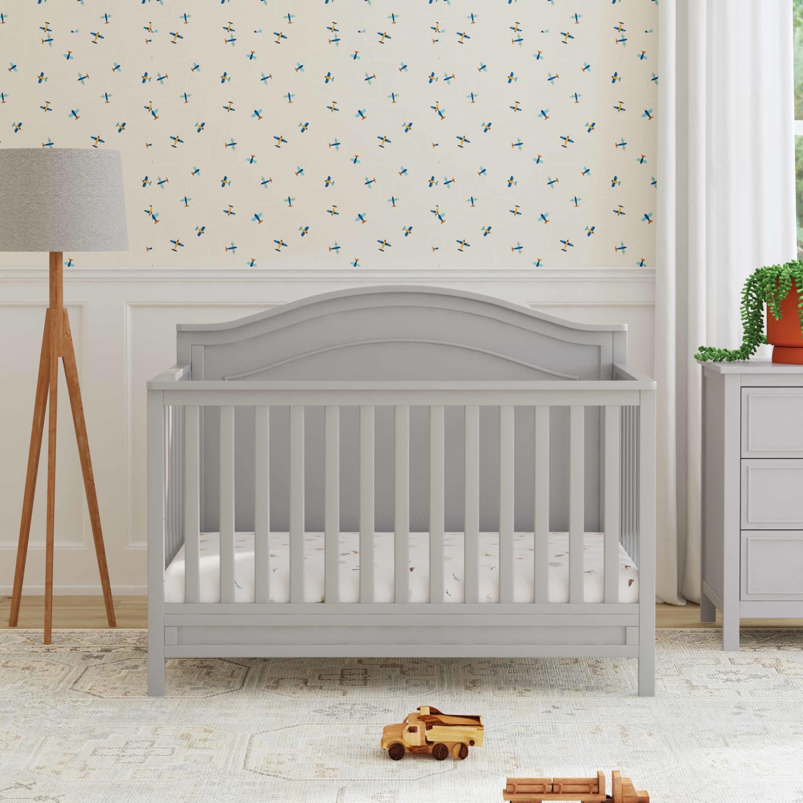DaVinci Charlie 4-in-1 Convertible Baby Crib - GREENGUARD Gold Certified - Nursery & Toddler Bedroom Essential