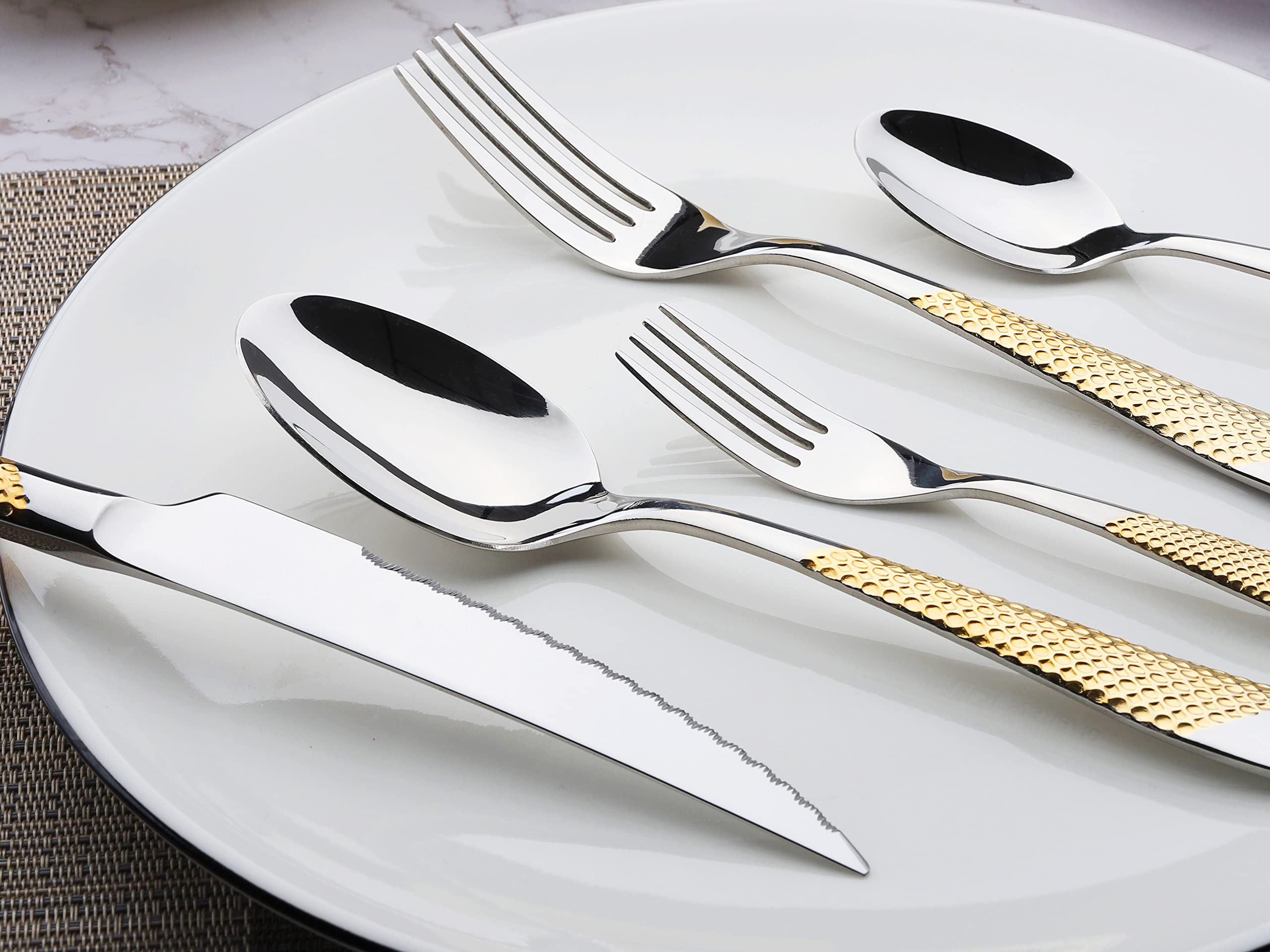 40-Piece Gold Silverware Set - Stainless Steel Flatware Service for 8 - Elegant Cutlery Set with Knives, Spoons & Forks - Perfect for Home Kitchen, Restaurant & Wedding Dining