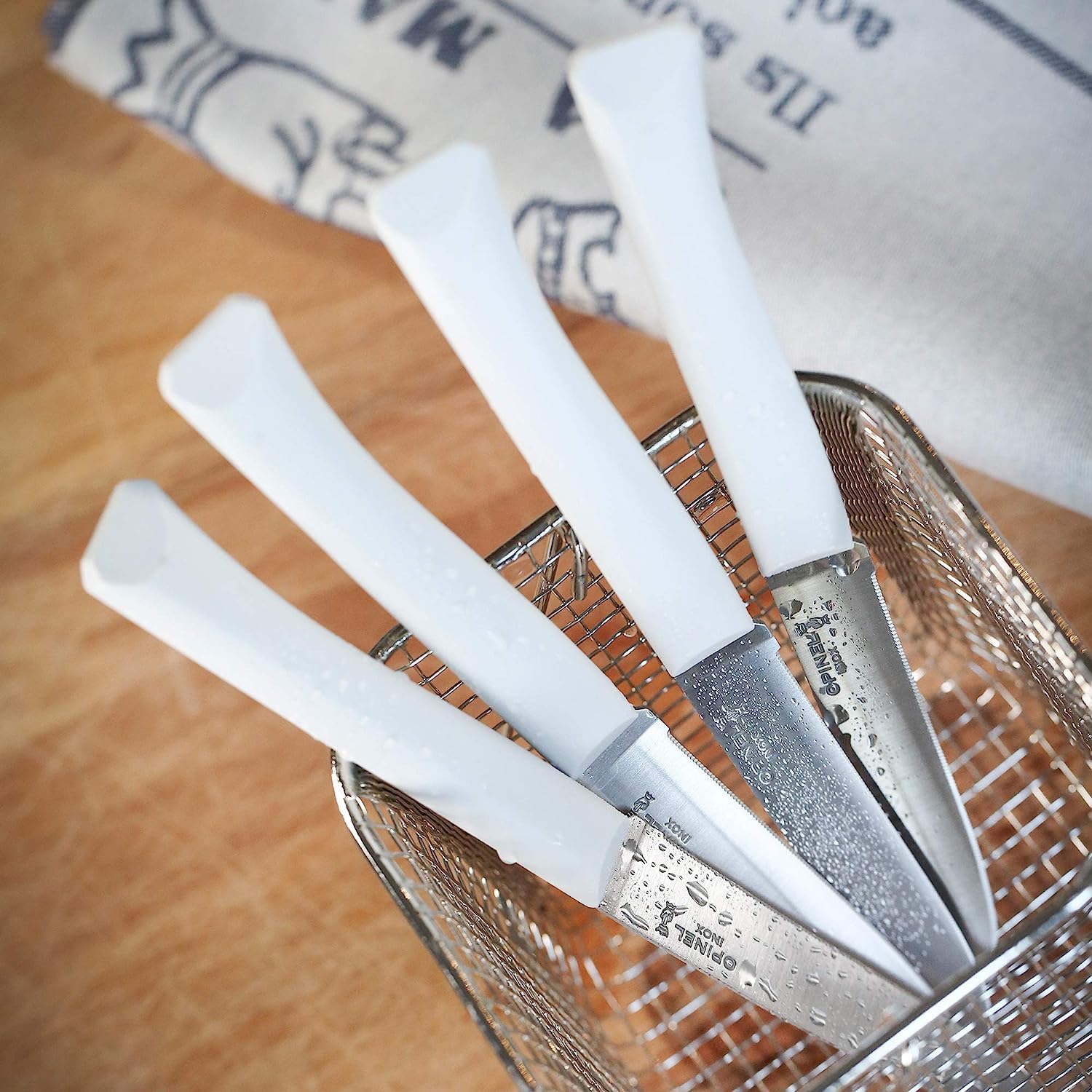 Opinel Bon Appetit Steak Knife Set of 4 - Serrated Dishwasher Safe Kitchen Knives for Steak, BBQ & Meat Cutting - Perfect for Home Dining & Outdoor Picnics