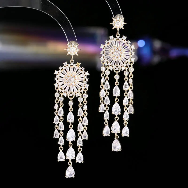 Sparkling Crystal Cubic Zirconia Waterdrop Bridal Earrings - Elegant Wedding Jewelry for Brides, Bridesmaids & Formal Events - Perfect for Weddings, Banquets & Special Occasions