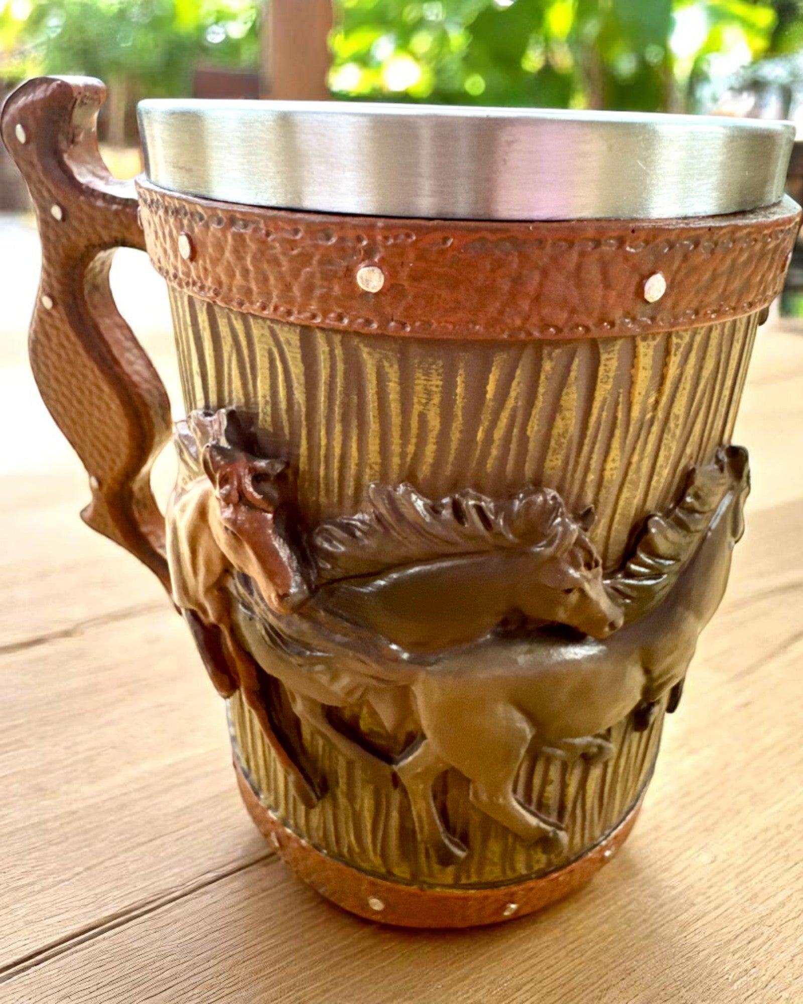 Personalized Horse Motif Coffee Mug - 330ml Engraved Ceramic Cup - Perfect Gift for Equestrian Lovers & Coffee Enthusiasts - Ideal for Home, Office & Outdoor Use