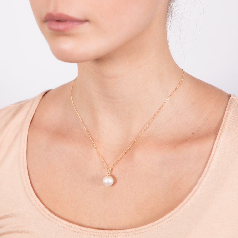 9ct Yellow Gold 11-12mm White South Sea Pearl Pendant Necklace with 45cm Chain - Elegant Jewelry Gift for Women, Perfect for Weddings & Special Occasions