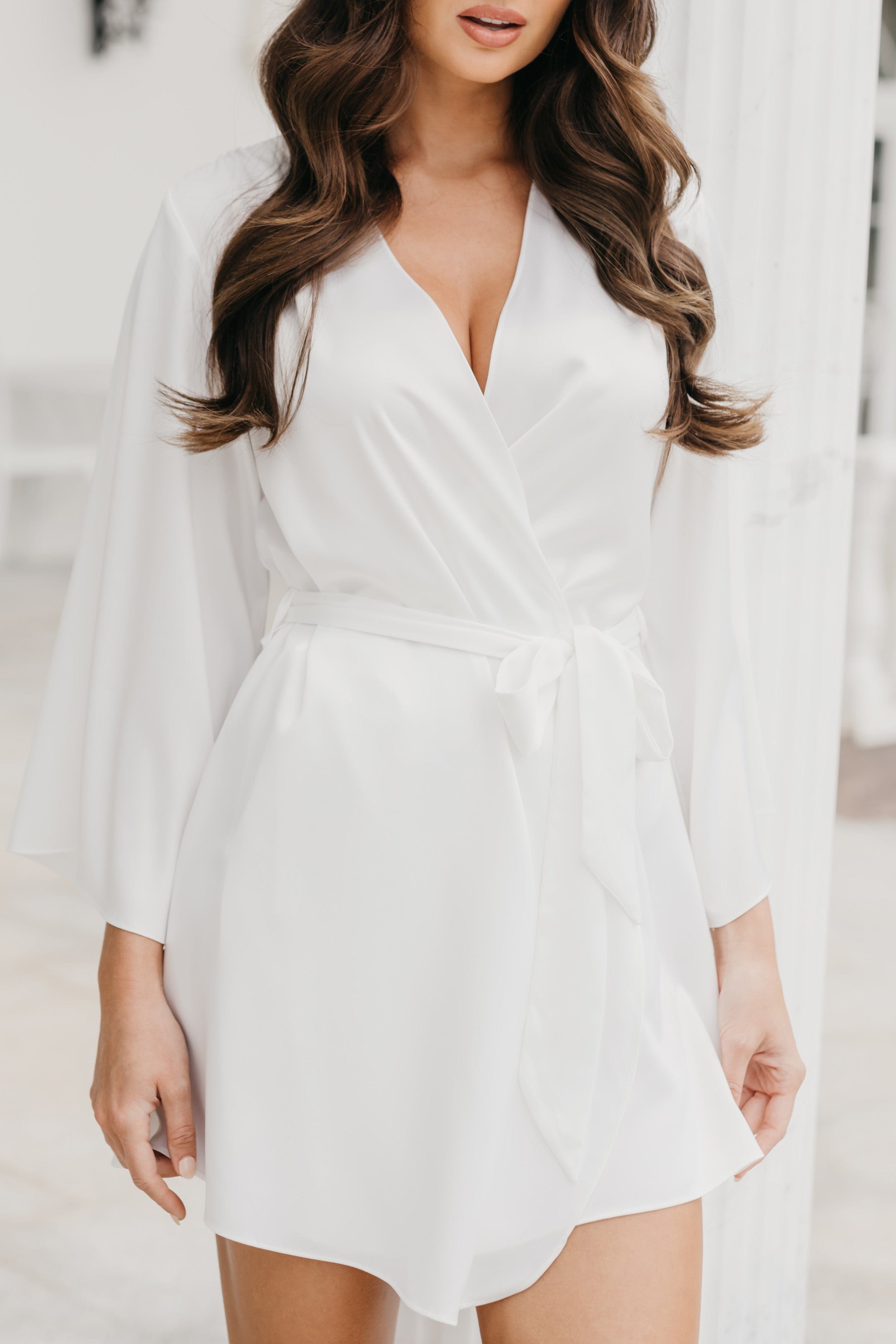 Willow Petal Hem Satin Trim Robe - Women's Elegant Lace Trimmed Bathrobe for Spa, Bridal & Luxury Loungewear