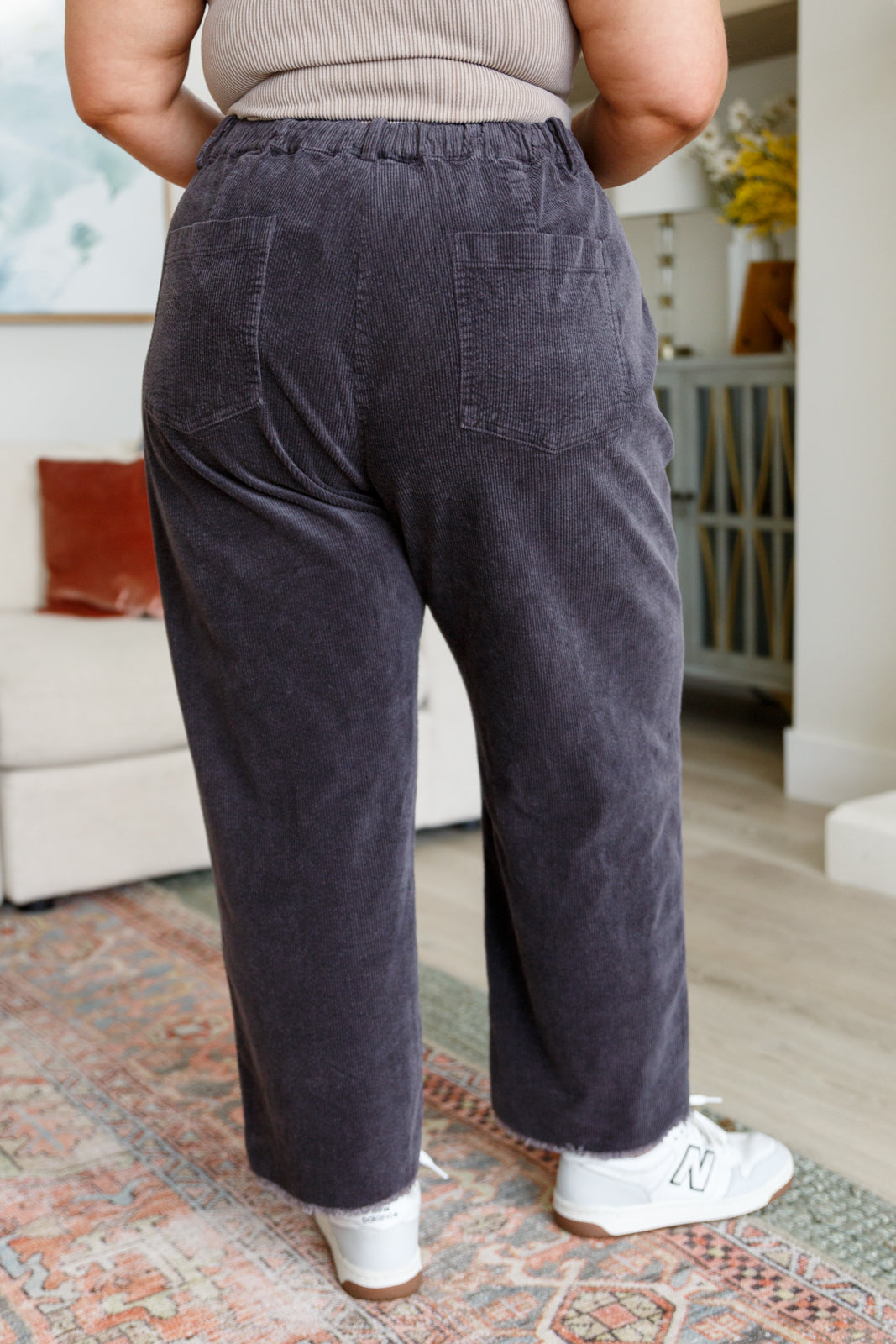 Stylish Women's Corduroy Pants - Comfortable High Waisted Wide Leg Trousers for Fall & Winter | Perfect for Office, Casual Outfits and Weekend Wear