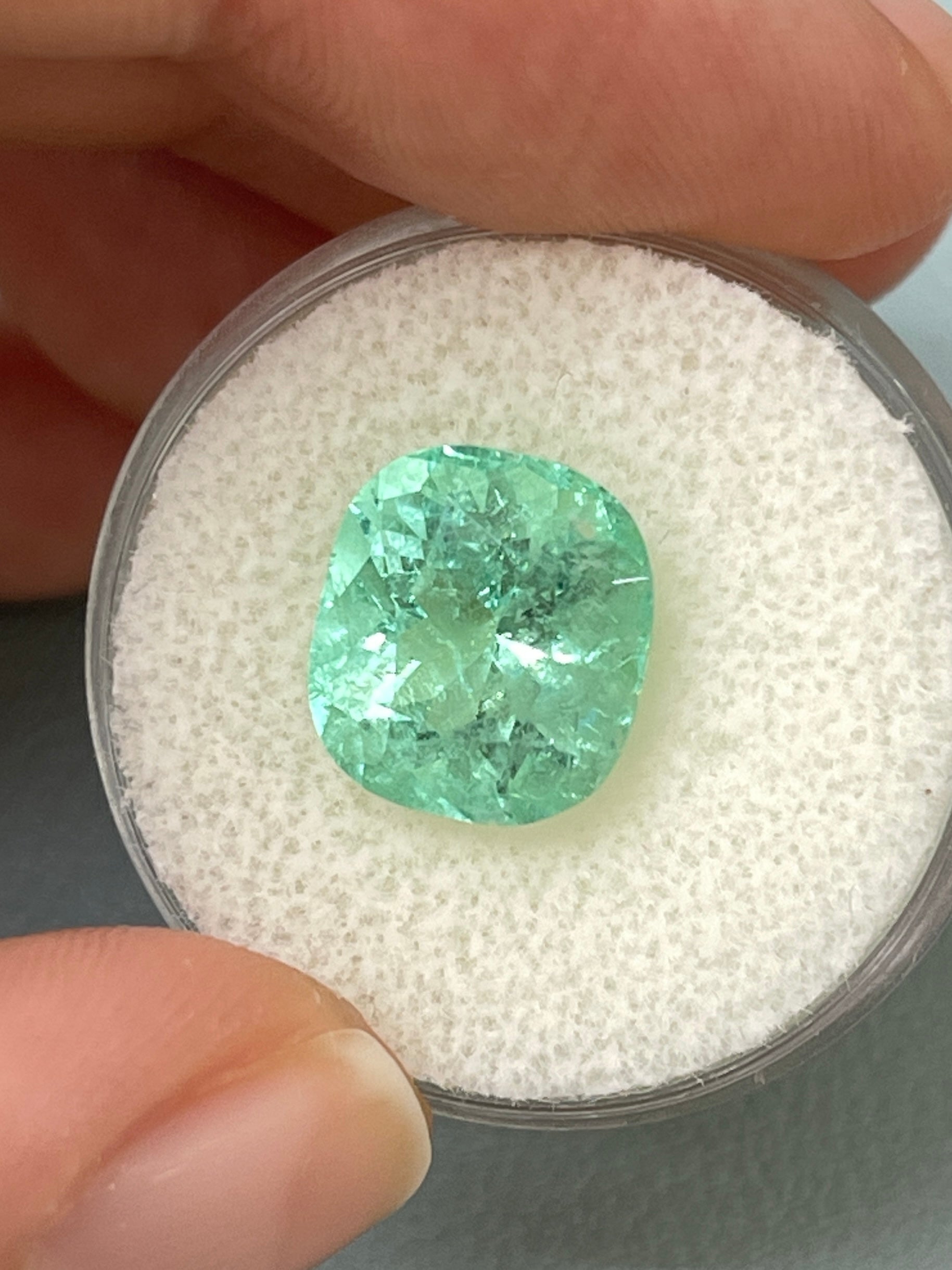 5.38 Carat 11.5x10mm Seafoam Green Natural Loose Colombian Emerald Cushion Cut Gemstone for Jewelry Making, Engagement Rings & Collector's Items