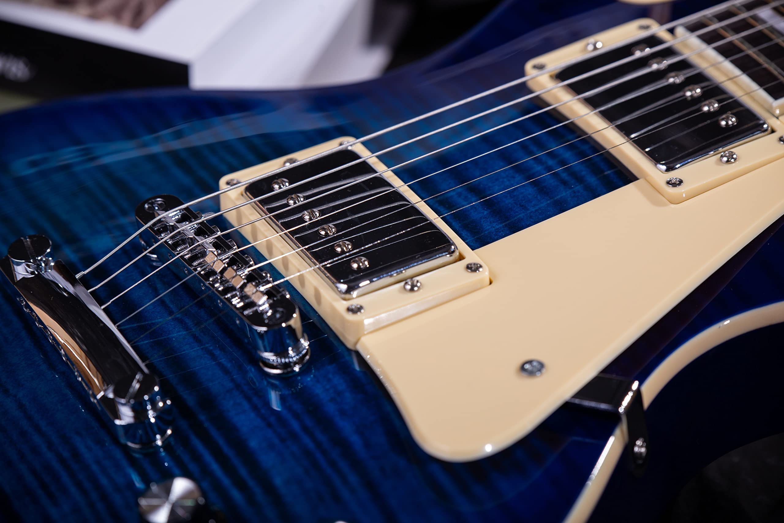 GROTE Solid Body Electric Guitar with Gigbag LPYS-006 - Perfect for Beginners, Practice & Live Performances