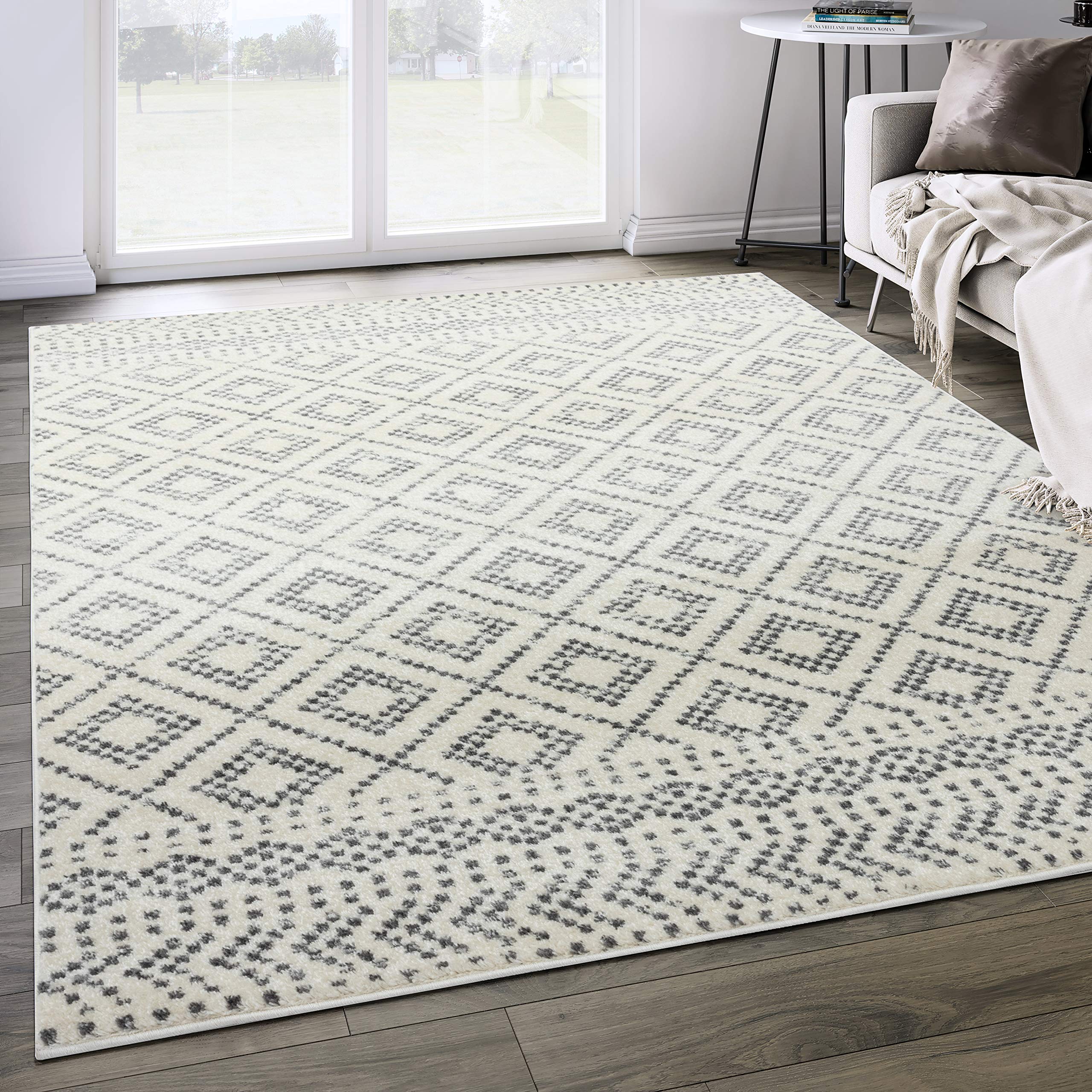 Abani 4' x 6' Moroccan Medallion Area Rug - Rustic Grey & Ivory Symmetrical Design for Living Room, Bedroom & Dorm Decor | Soft & Durable Non-Slip Carpet