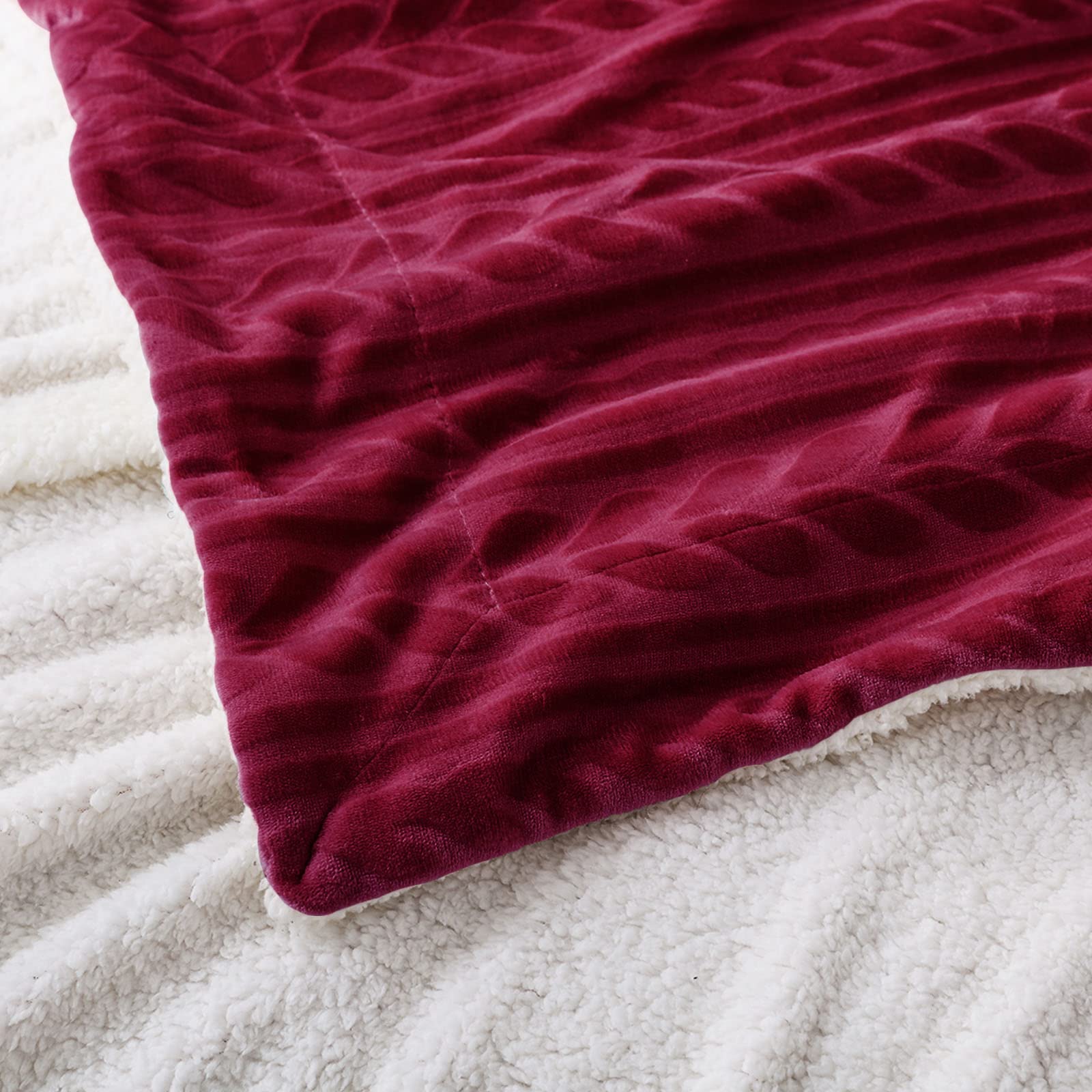 King Size Sherpa Fleece & Reversible Velvet Bed Blanket - Extra Warm 90x104 Inch Throw for Bed, Couch & Sofa in Deep Red | Perfect for Winter Nights, Cozy Movie Time & Guest Room Comfort