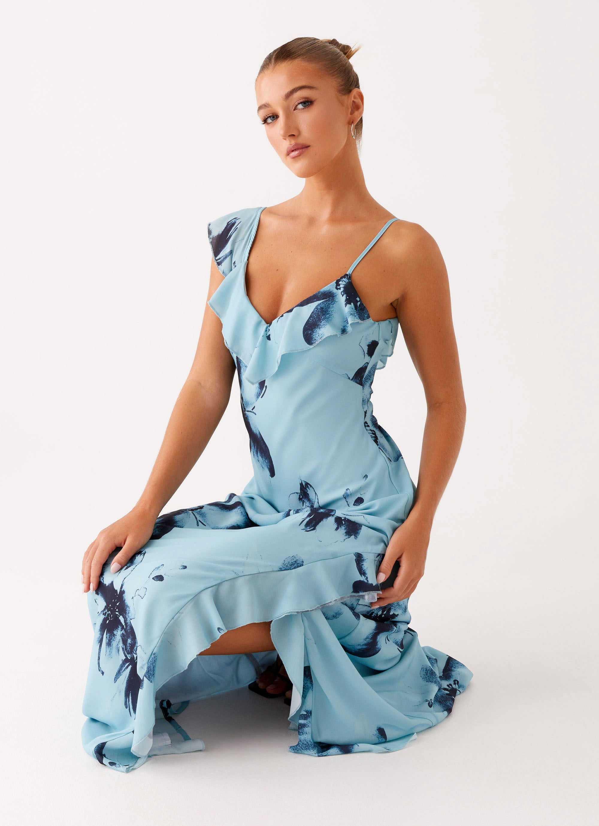 Goldsmith Maxi Dress - Blue Black Floral Print Long Sleeve Flowy Dress for Women | Perfect for Parties, Weddings & Evening Events