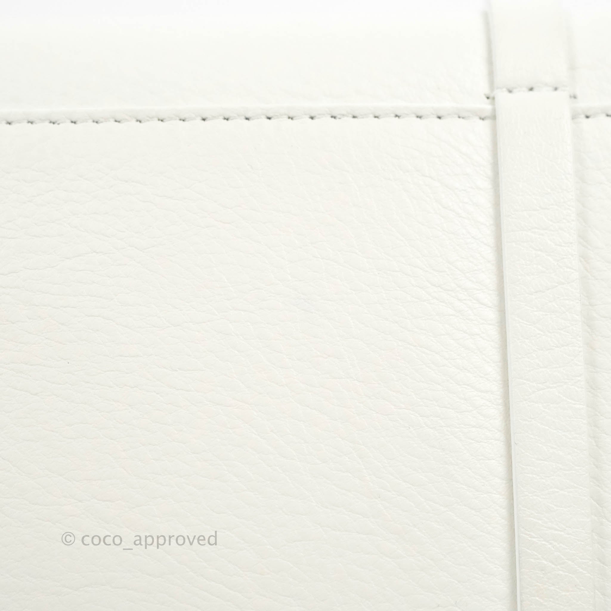 Balenciaga Everyday Tote S Calfskin Leather Handbag in White - Perfect for Work, Travel & Daily Essentials