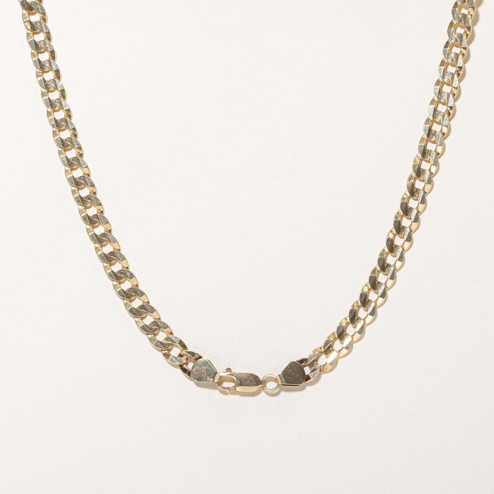 14K Yellow Gold Curb Link Chain Necklace for Women - 6.98mm Thick, 22 Inches Long - Perfect for Layering, Gift Giving & Everyday Elegance