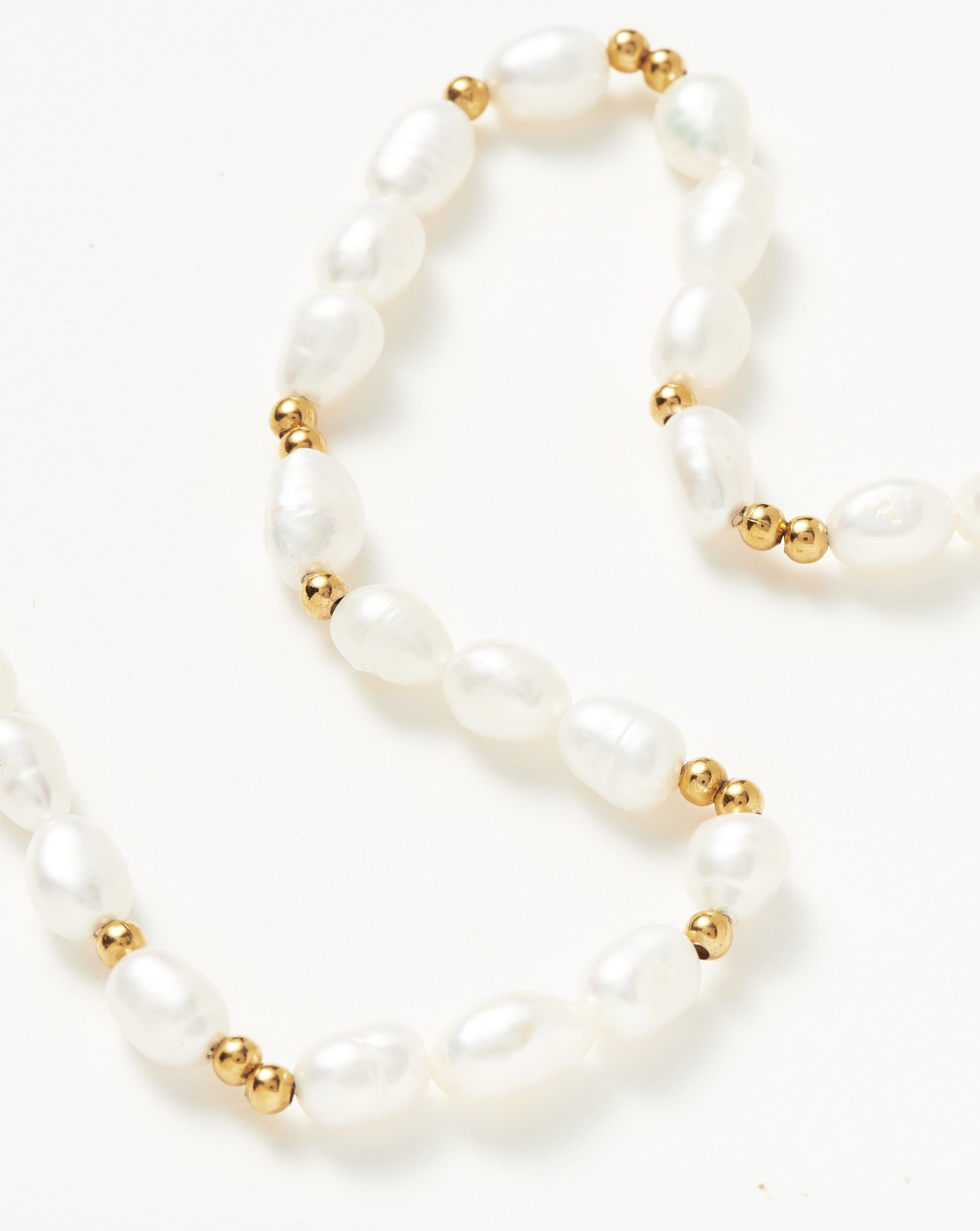 Elegant Pearl Choker Necklace for Women - Dainty Adjustable Fashion Jewelry Gift for Brides, Prom, Date Night & Special Occasions
