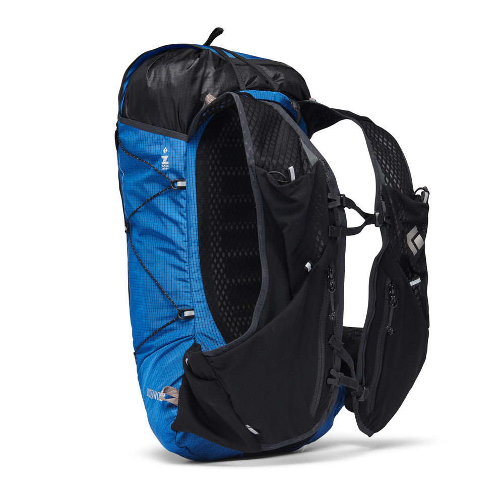 Black Diamond Distance 22 Backpack - Lightweight Hiking Daypack for Men & Women - Water-Resistant Climbing Backpack for Outdoor Adventures, Travel & Trail Running