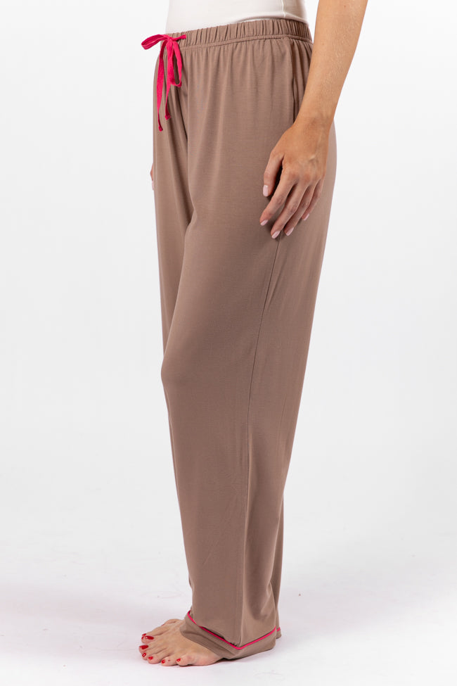 Cozy Brown Pajama Set for Women - Soft Sleepwear Lounge Set with Pockets - Perfect for Relaxing at Home, Travel & Sleepovers