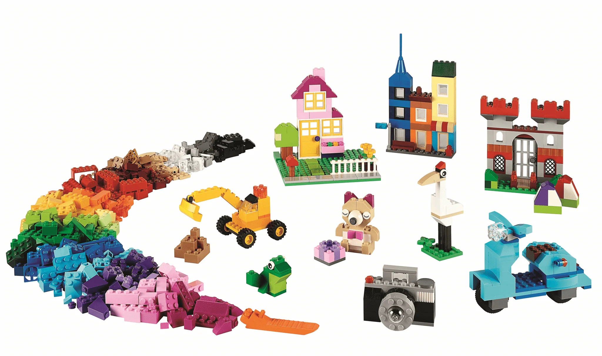 LEGO® Classic Large Creative Brick Box Building Set - 790 Pieces for Kids & Adults - Creative Play, STEM Learning, DIY Projects - Perfect for Birthday Gifts & Family Bonding Activities