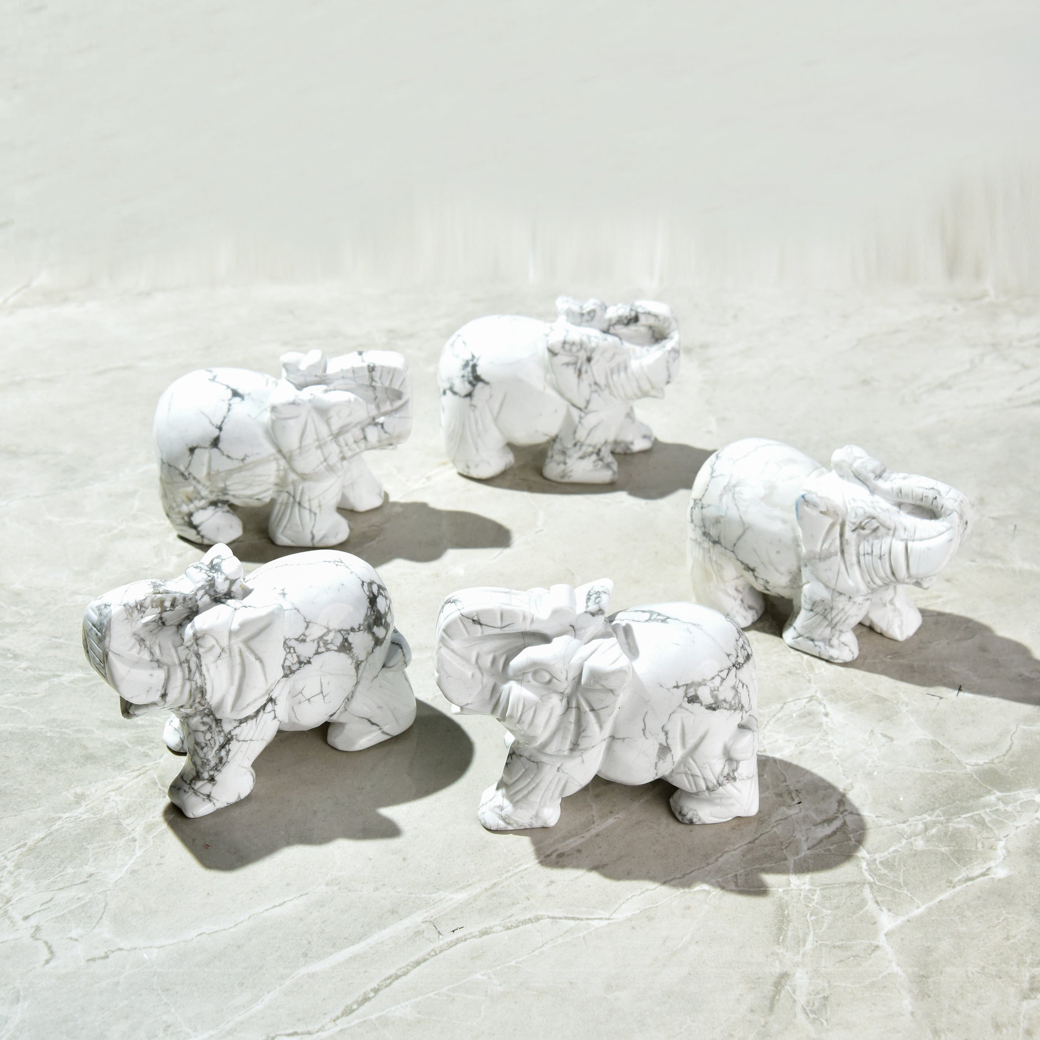 Natural Howlite Elephant Gemstone Carving - Handmade Stone Elephant Statue for Home Decor, Meditation & Feng Shui - Perfect Gift for Elephant Lovers & Spiritual Healing
