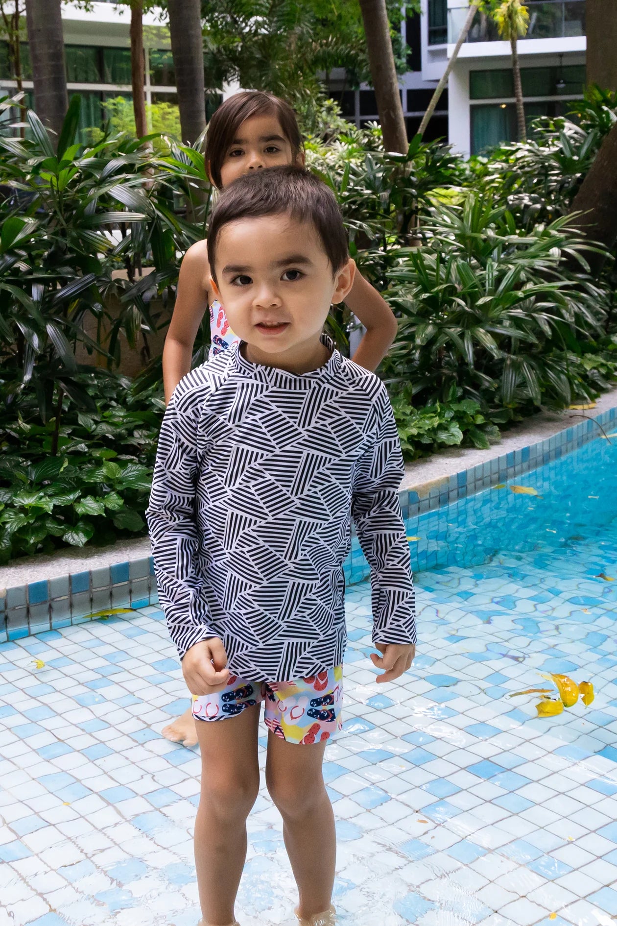 Echo Kids Unisex Reversible Swim Shorts - Quick Dry, Comfortable Swimwear for Boys & Girls - Tile & Flip Flop Print - Perfect for Beach, Pool & Summer Water Activities