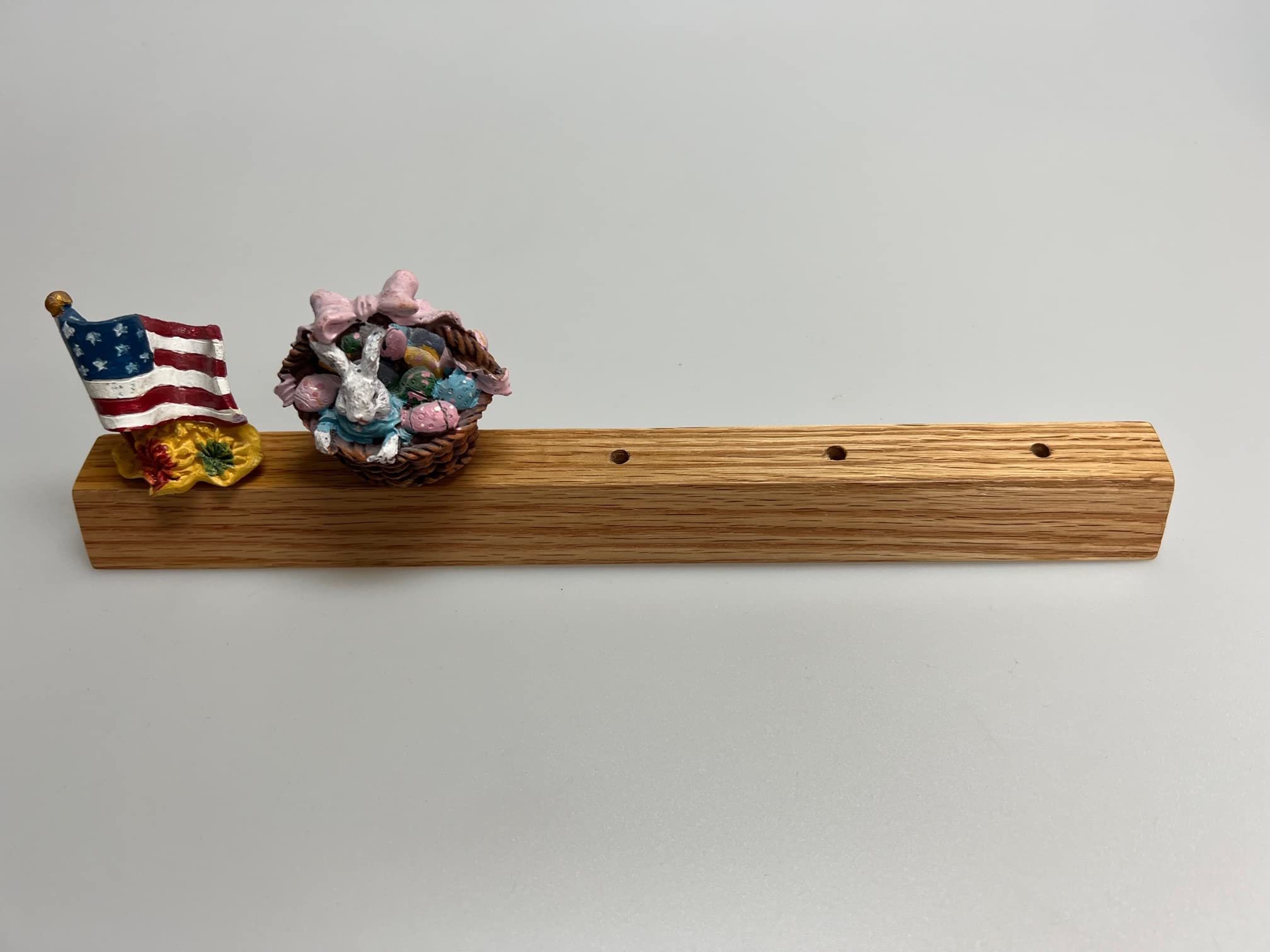 Interchangeable Seasonal Paper Towel Holder - 6 Hand-Painted Spring, Fall & Winter Tops - Christmas Holiday Kitchen Decor - Versatile Towel Organizer for Year-Round Home Decor | Perfect for Holiday Parties, Family Gatherings & Festive Home Styling