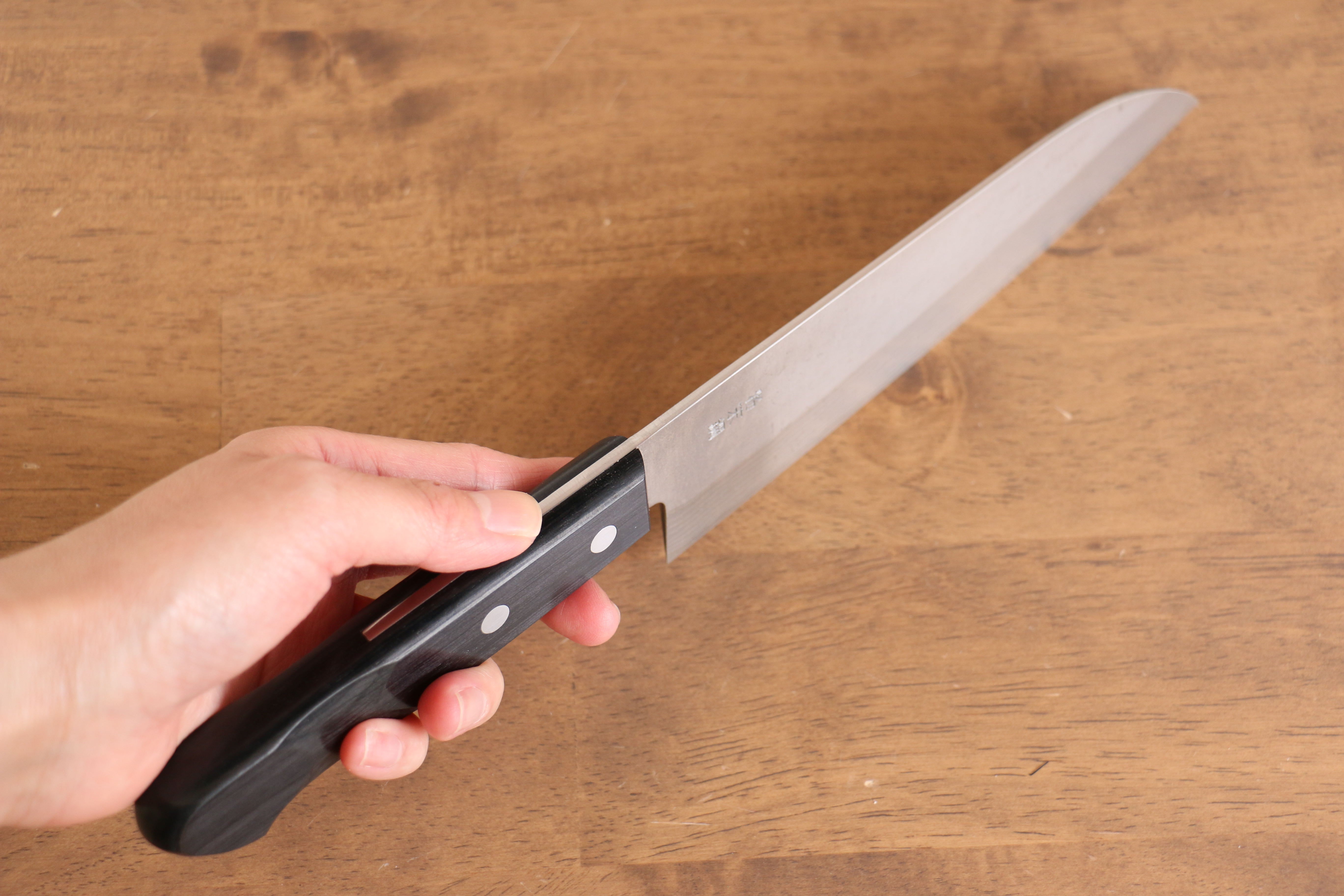 Nao Yamamoto SRS13 Nashiji Damascus Santoku Knife 170mm - Black Pakkawood Handle - Premium Japanese Kitchen Knife for Slicing, Dicing, and Chopping Vegetables, Meat, and Fish