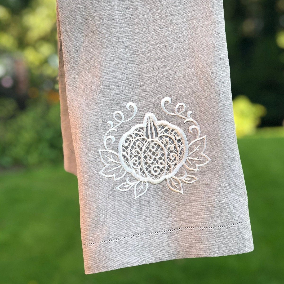 Premium Hemstitched Linen Kitchen Towels - Absorbent & Quick-Drying Thanksgiving Dish Towels for Holiday Cooking, Baking & Hosting